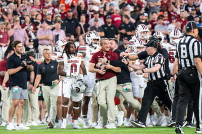 Shane Beamer coaches against Illinois in the Citrus Bowl in 2024.