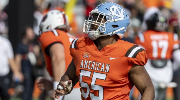UNC offensive lineman Willie Lampkin