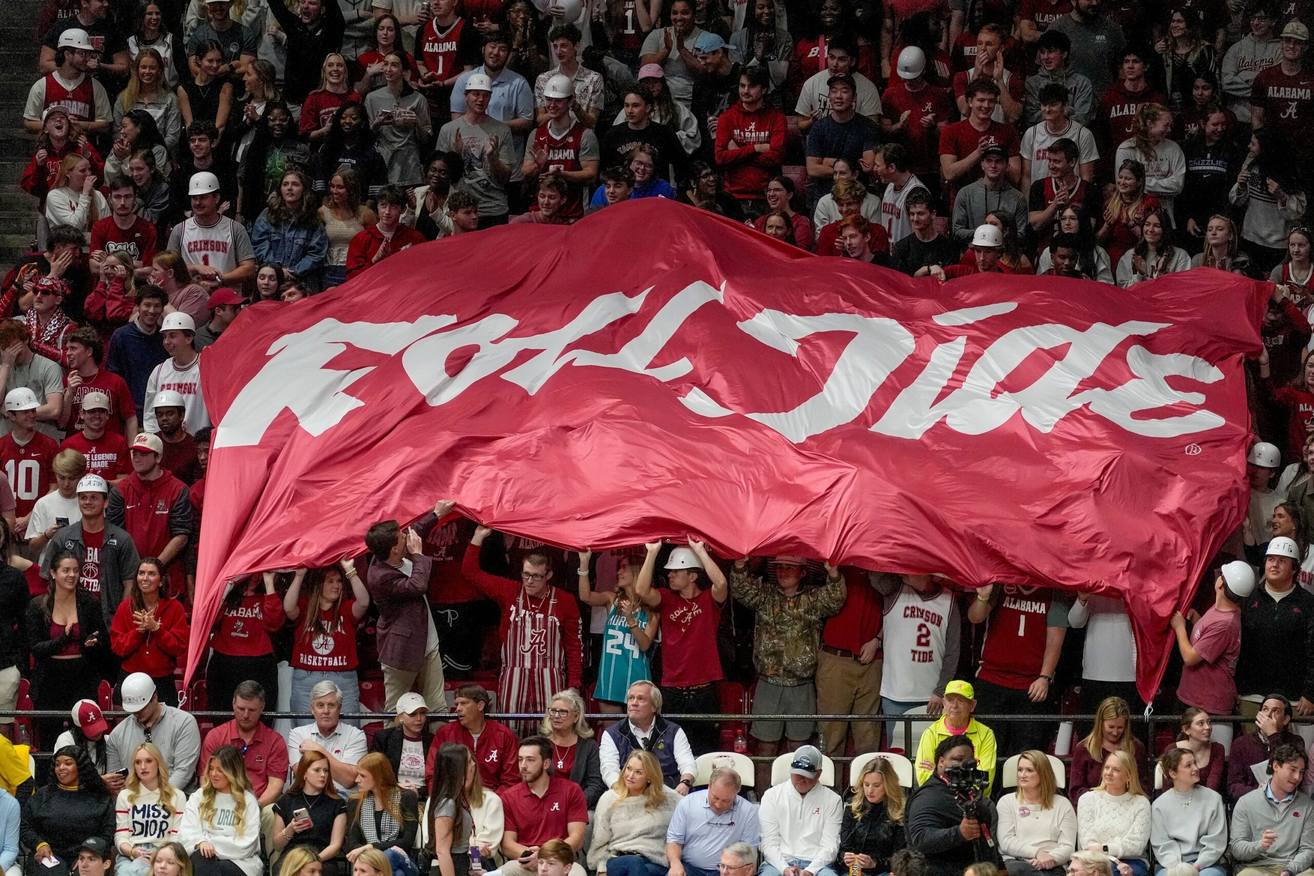 Alabama fans form insane line outside Coleman Coliseum ahead of Auburn showdown