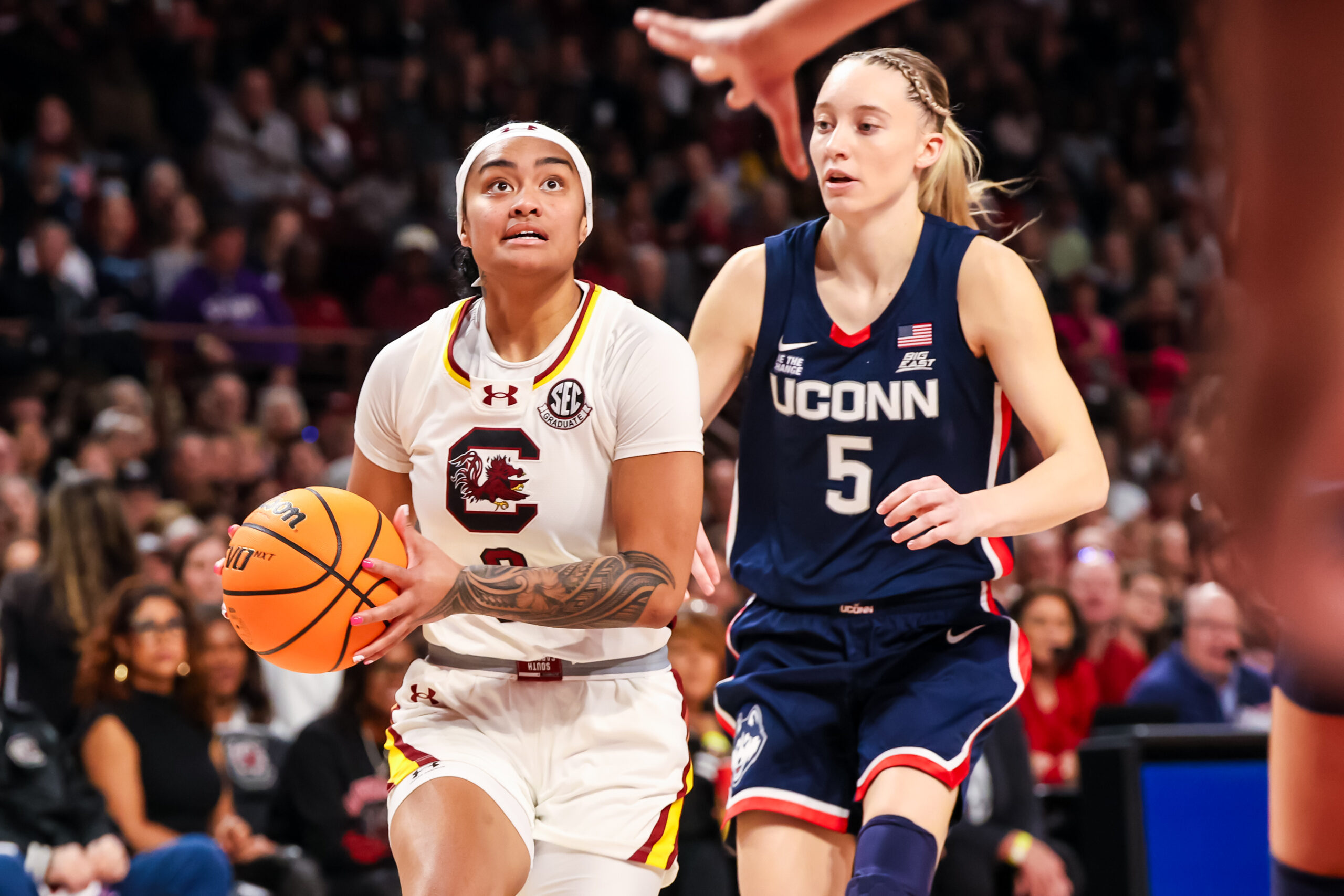 South Carolina sees 71-game home winning streak snapped in loss to UConn