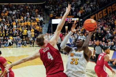 Mark Mitchell and Grant Nelson battle in the paint during Mizzou's win over Alabama.