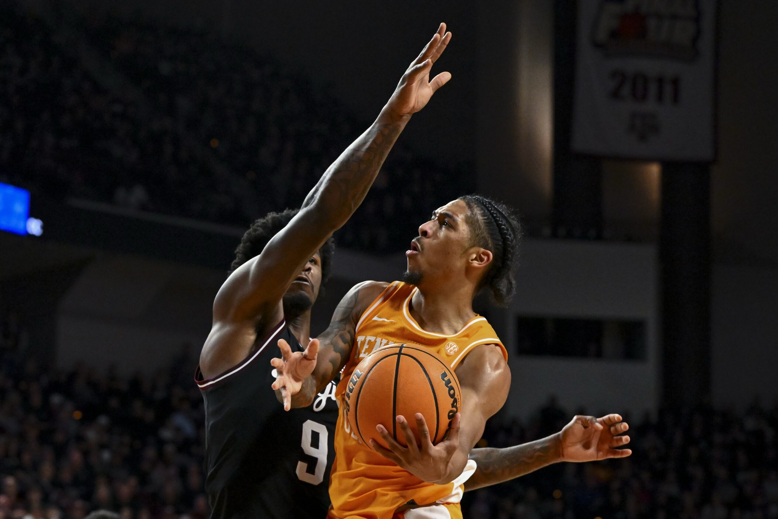 Zakai Zeigler breaks down dagger vs. Texas A&M in epic fashion