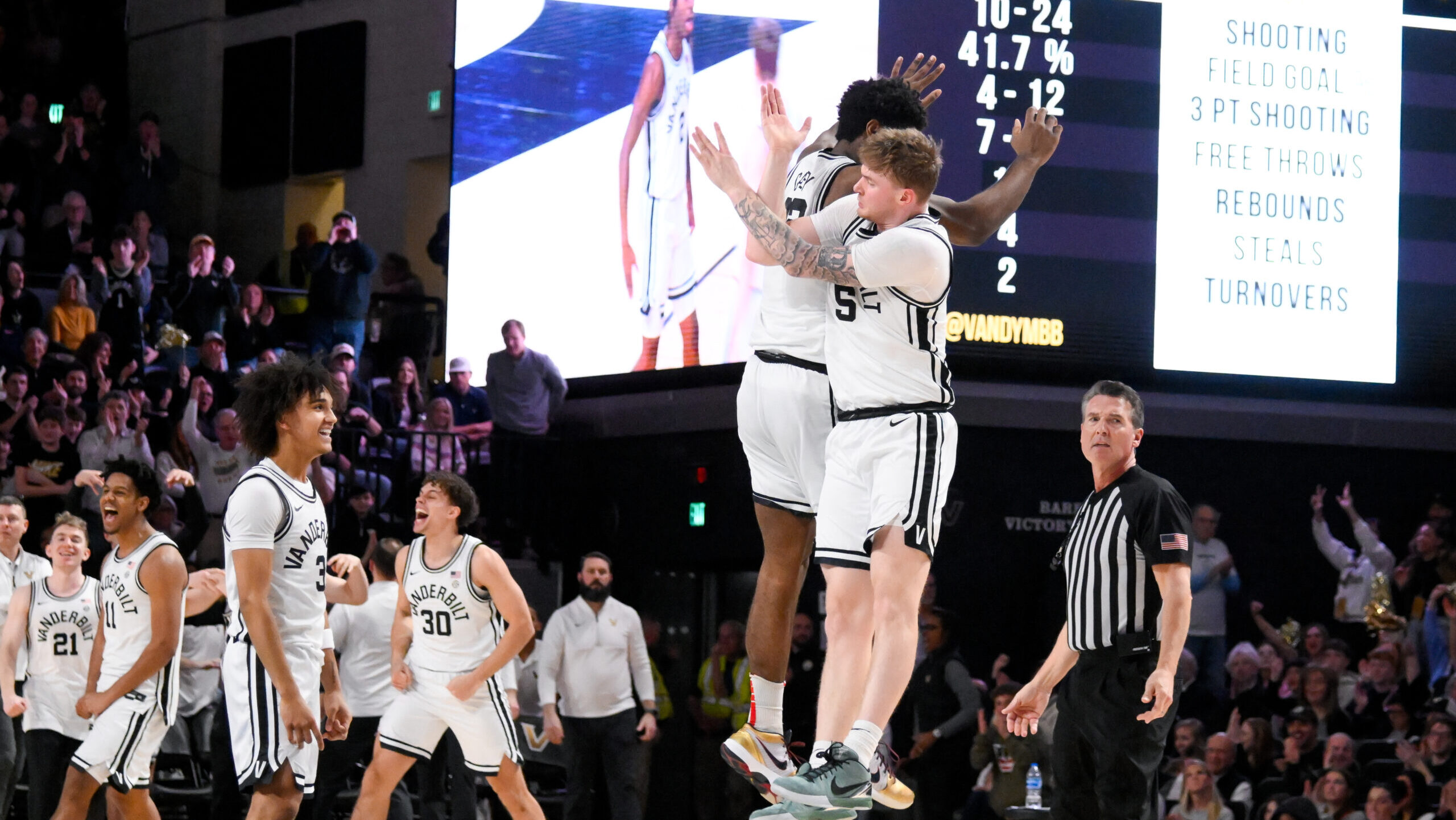 Vanderbilt takes down Ole Miss for 3rd home win over ranked opponent in 2024-25 season