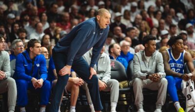 Mark Pope coaches the Kentucky Wildcats during a game against Alabama.