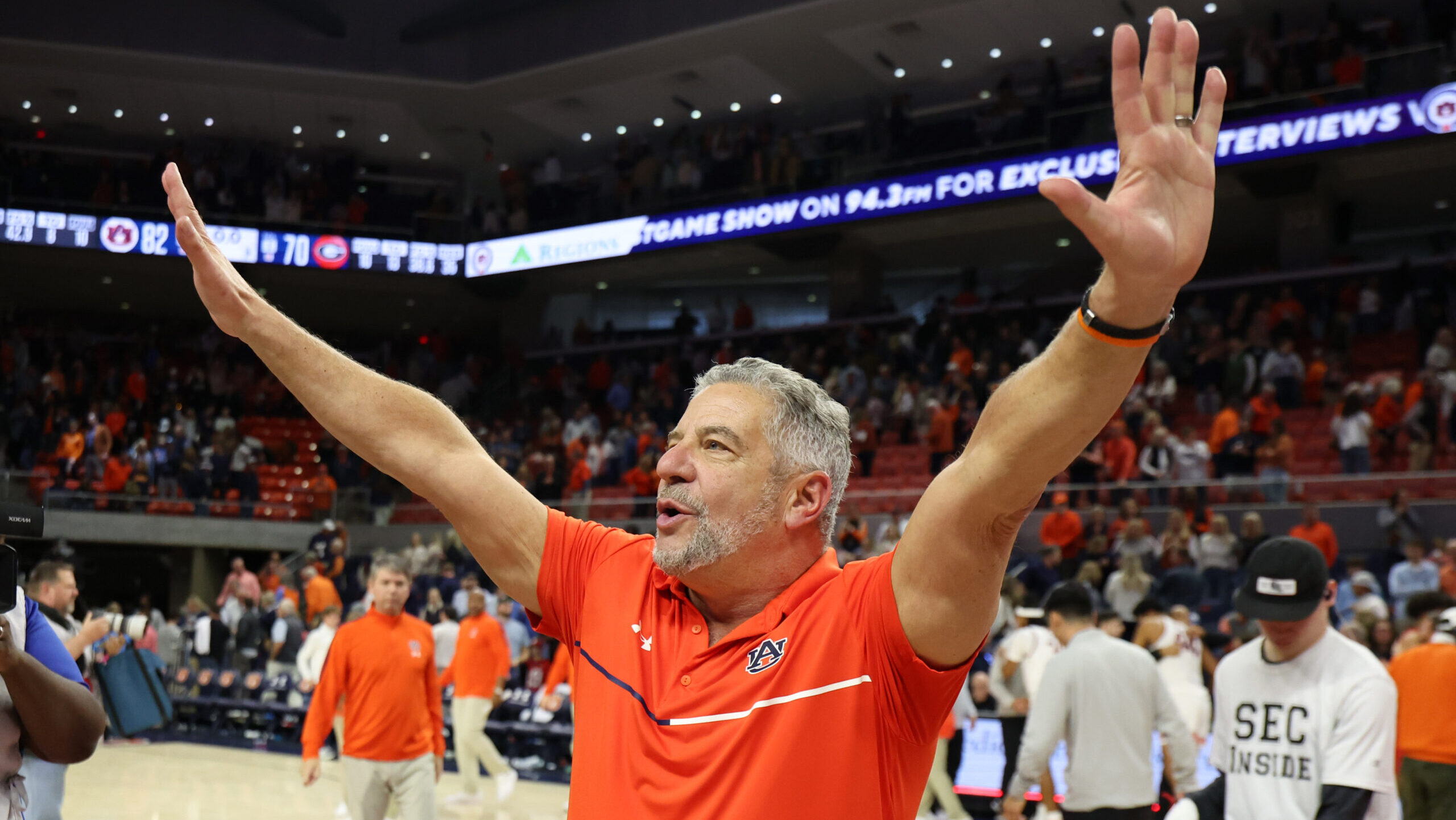 Auburn officially hires GM to Bruce Pearl’s staff