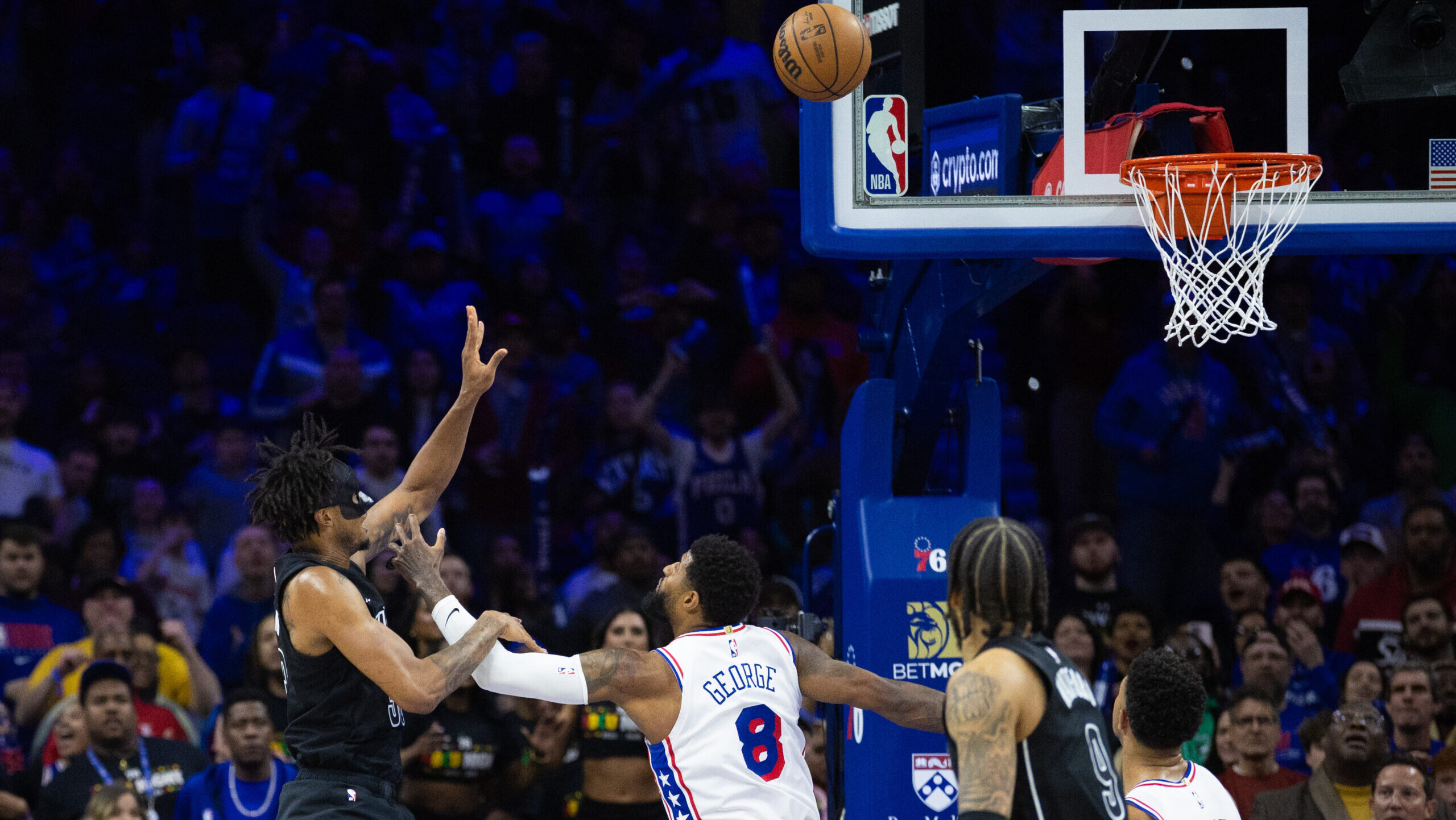 Nic Claxton hits game-winning shot at the buzzer to beat 76ers