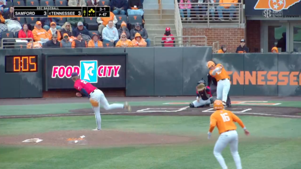 Tennessee baseball rides clutch grand slam from Levi Clark to win over Samford