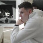 Zvonimir Ivisic at an Arkansas team meeting.