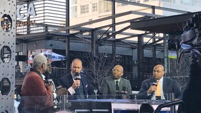 Ernie Johnson and Charles Barkley are shown.