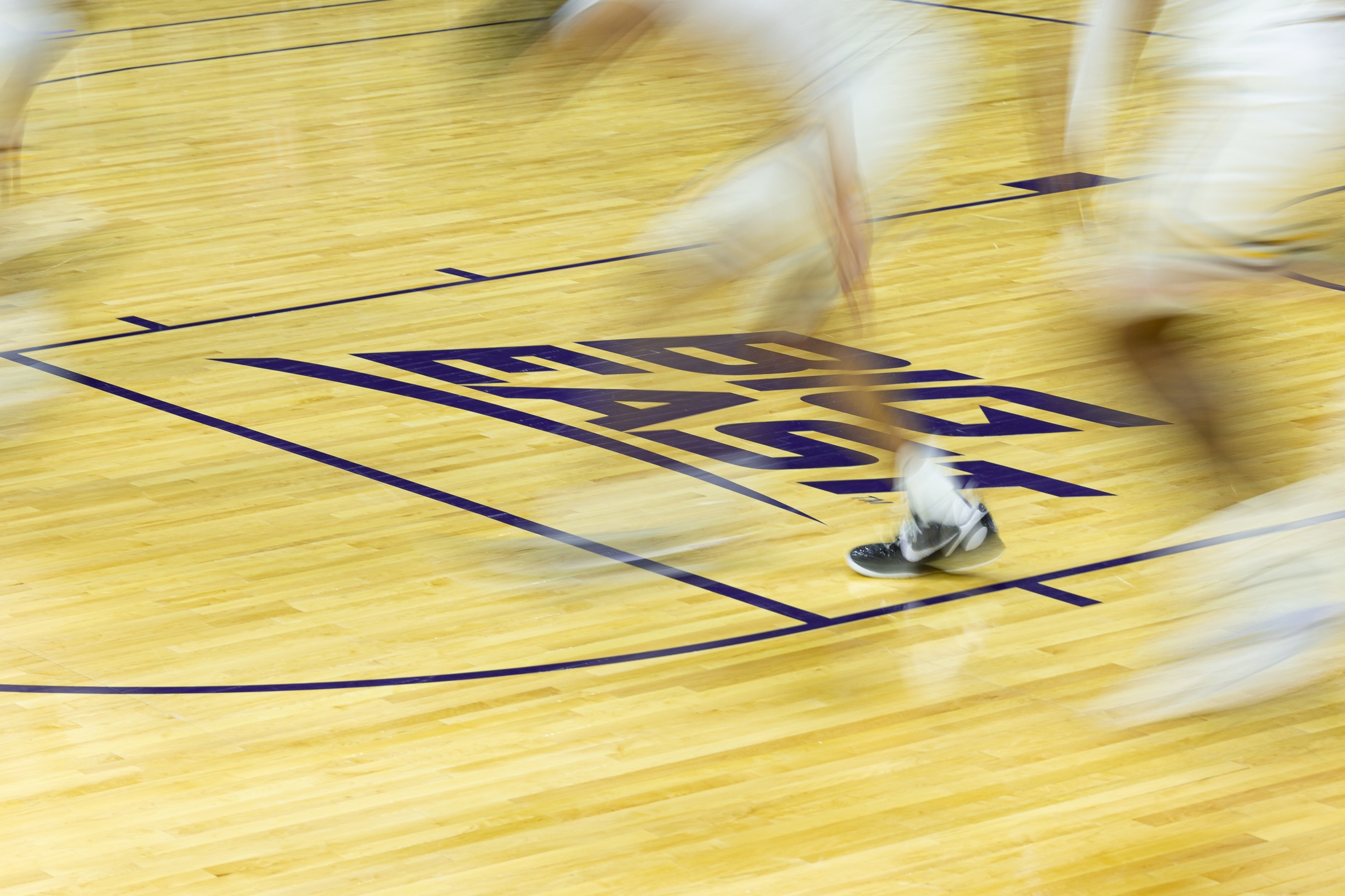 College basketball power reportedly fires its head coach
