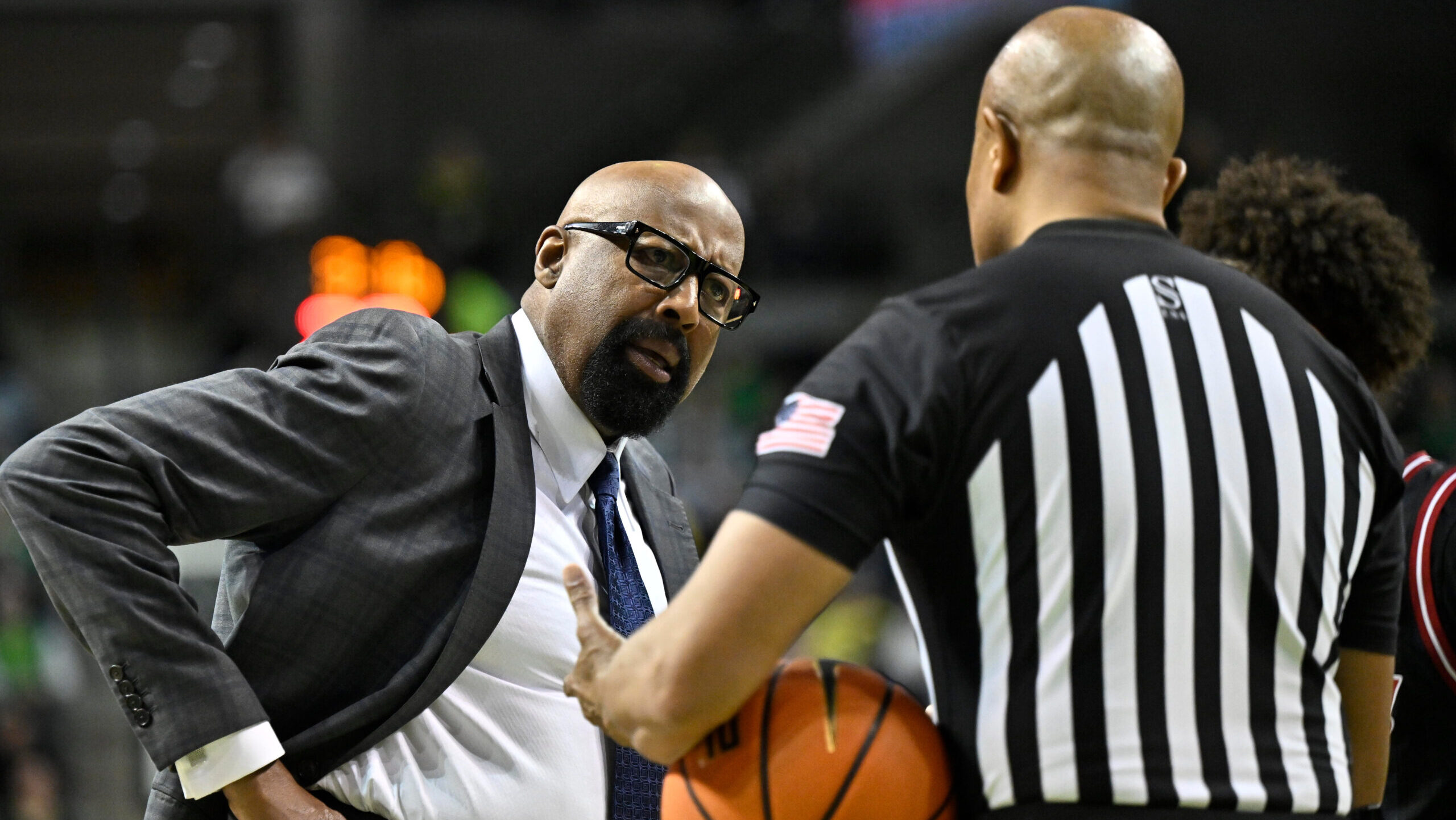Mike Woodson delivers NSFW tirade on officiating after Indiana’s loss to Oregon