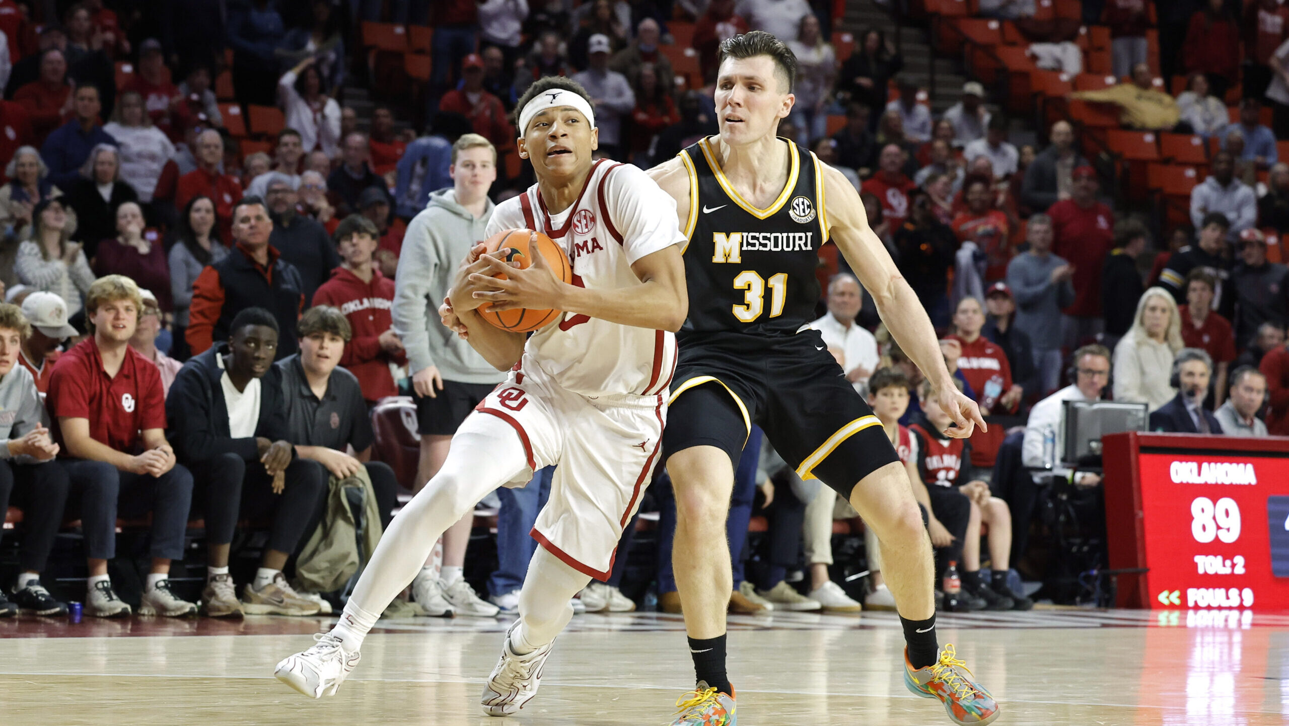 Oklahoma boosts NCAA Tournament resume with upset win over No. 15 Mizzou