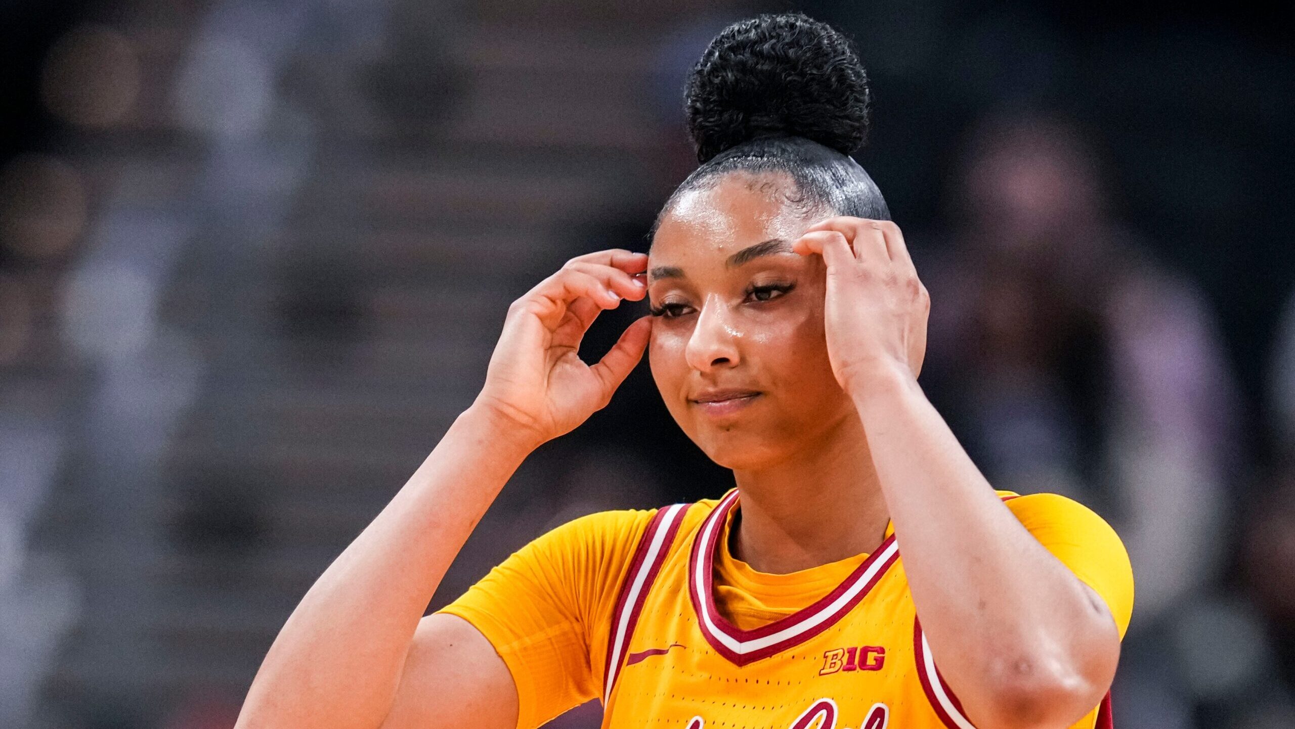 CBS announcer receives blowback for saying JuJu Watkins ‘lit the world of Los Angeles on fire’