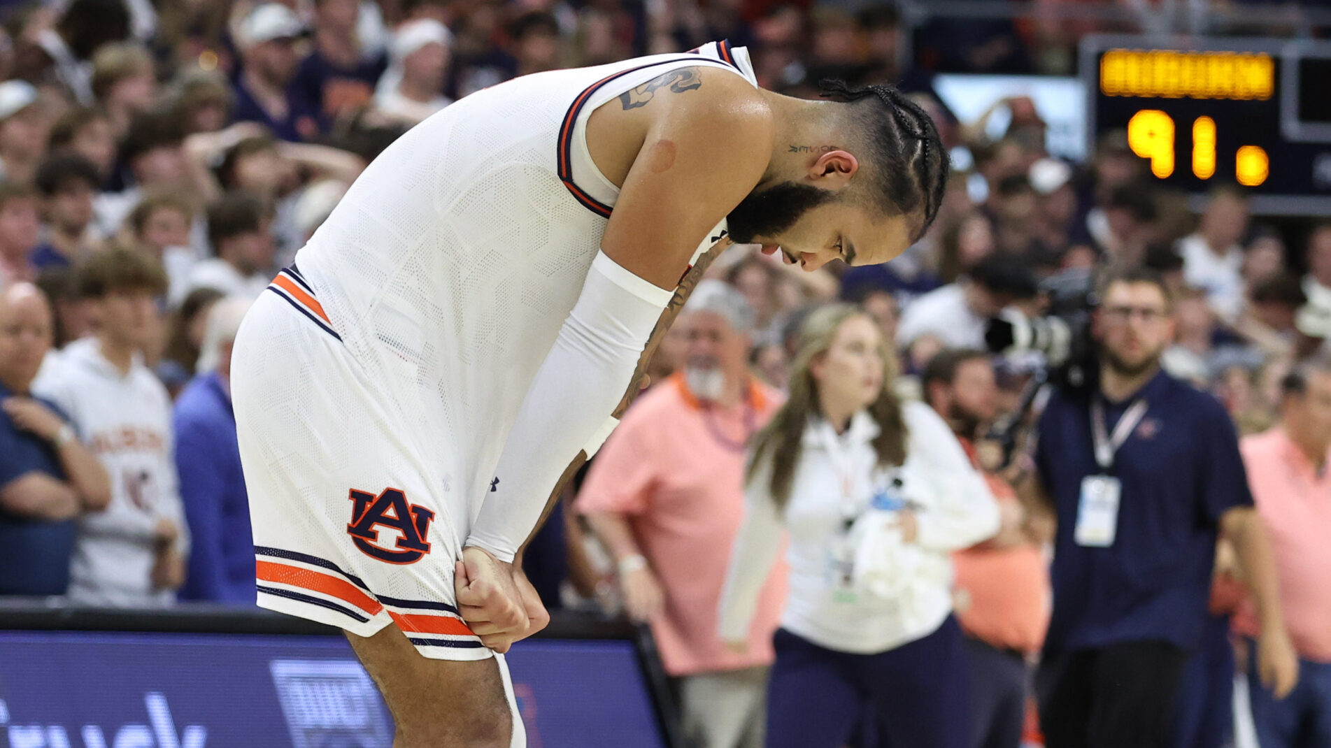 Paul Finebaum expects Auburn to be in ‘desperate mode’ throughout SEC Tournament