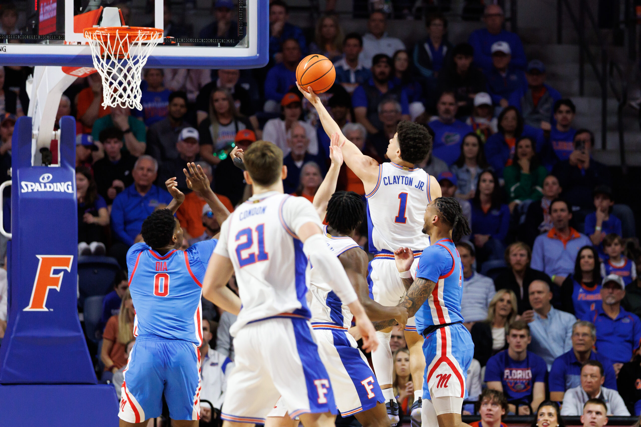Florida blasts Ole Miss in regular-season finale