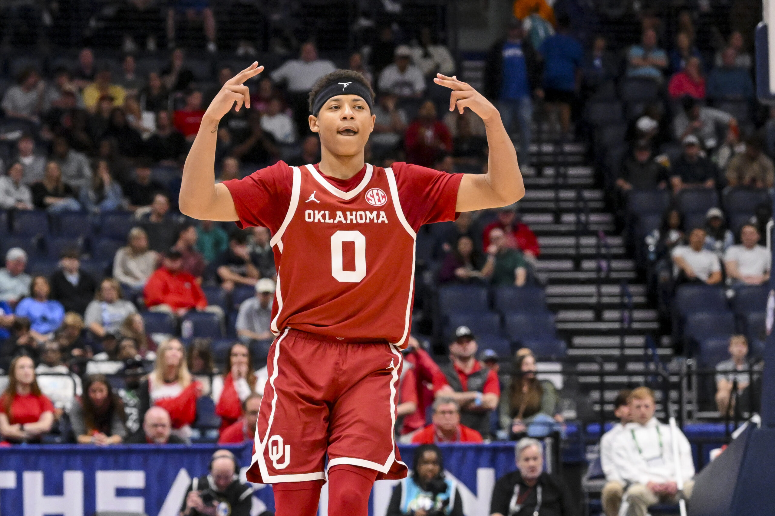 Jeremiah Fears leads Oklahoma to key SEC Tournament win over Georgia