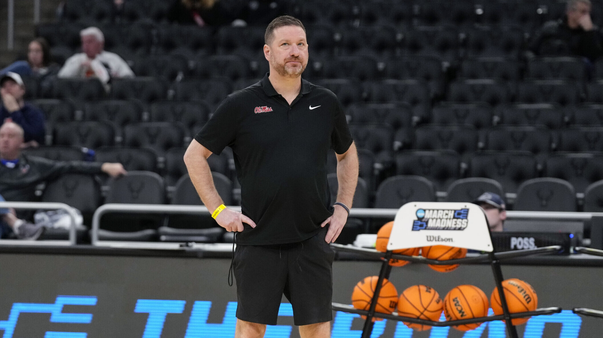 Chris Beard initiated contact with Texas A&M, per report