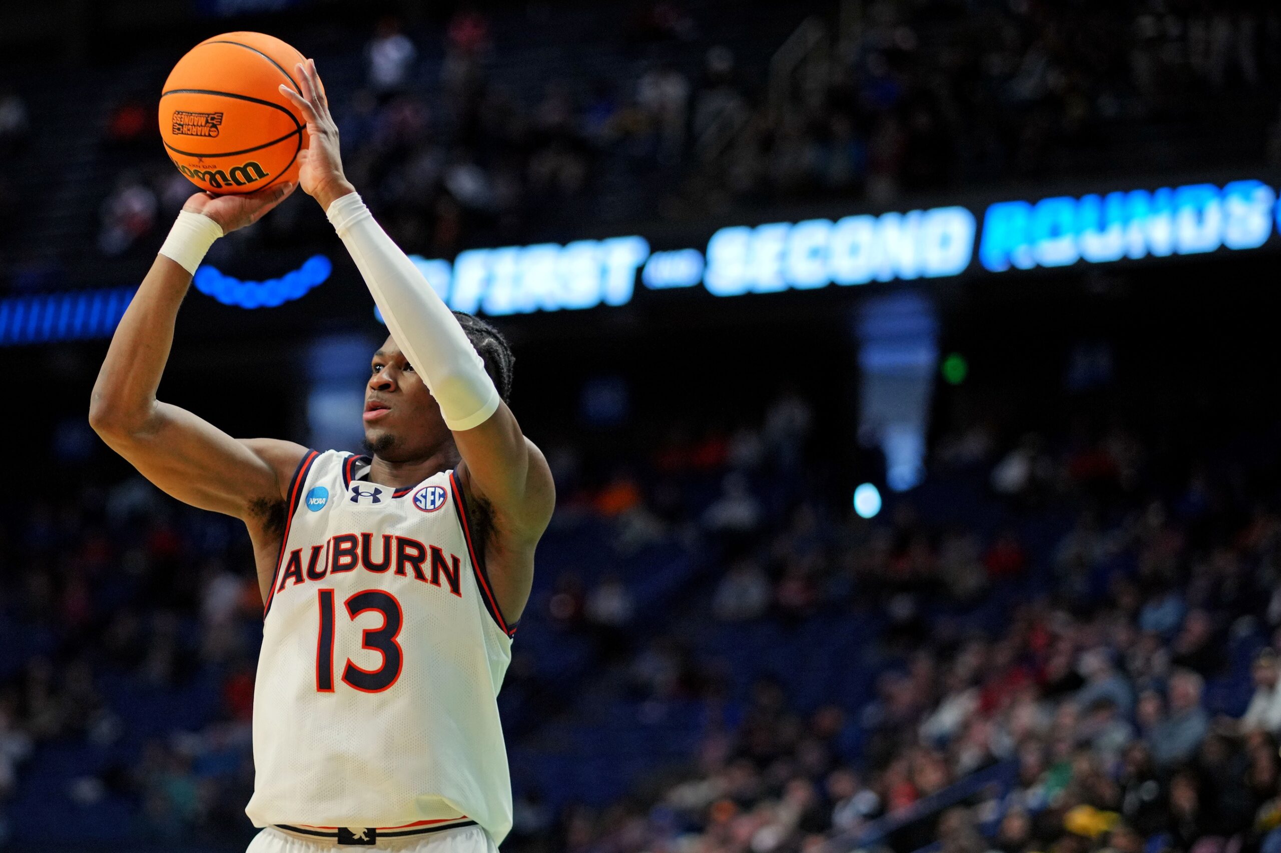 Auburn takes bumpy road to comfortable first-round win over Alabama State