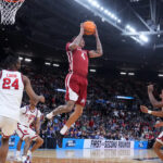 Arkansas vs. St. John's in action.