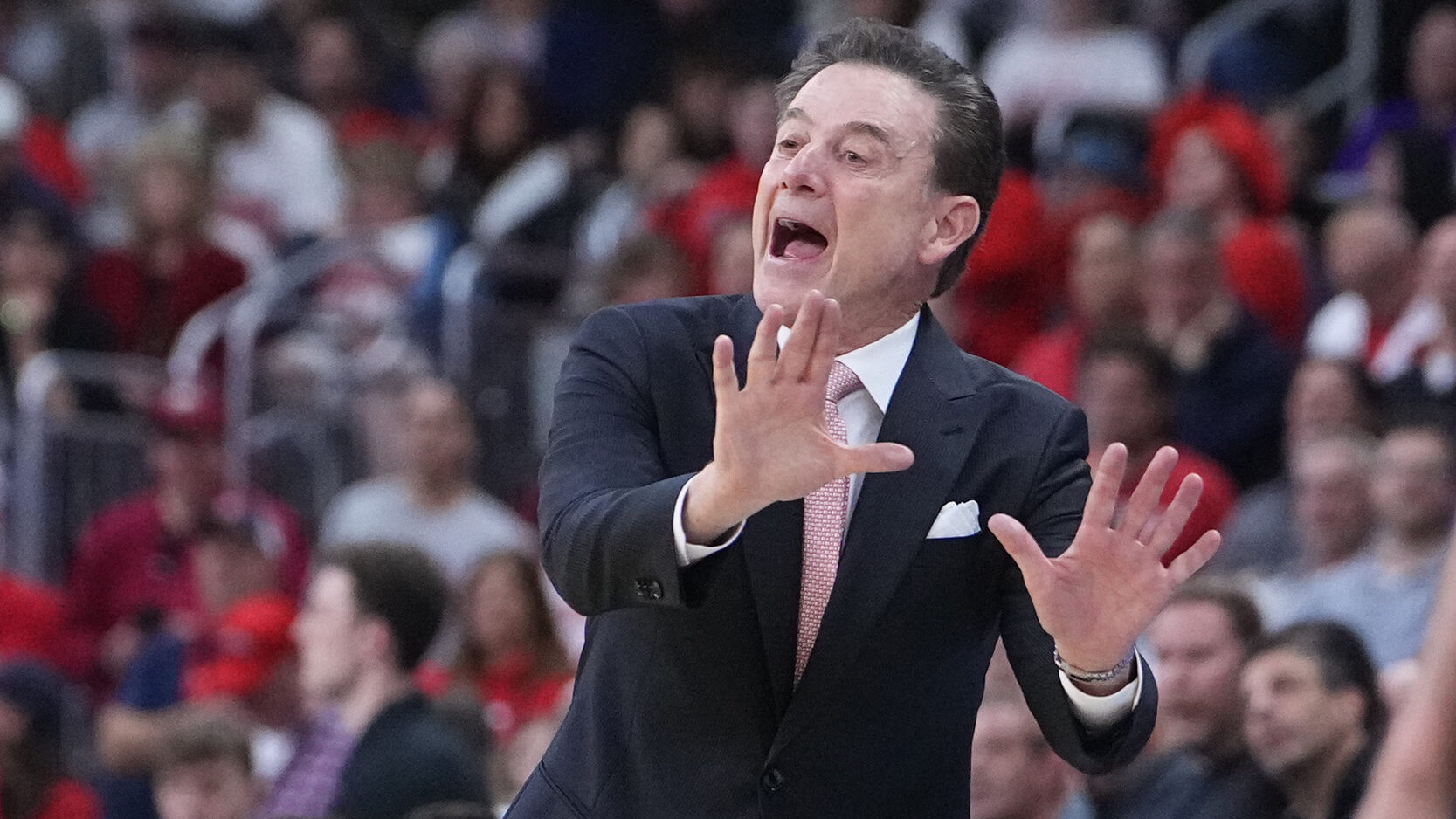 Rick Pitino eviscerated by fans, media for for sitting RJ Luis late in loss to Arkansas
