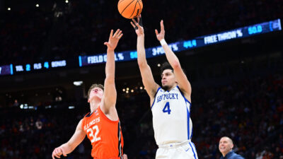 Kentucky plays Illinois in the NCAA Tournament.