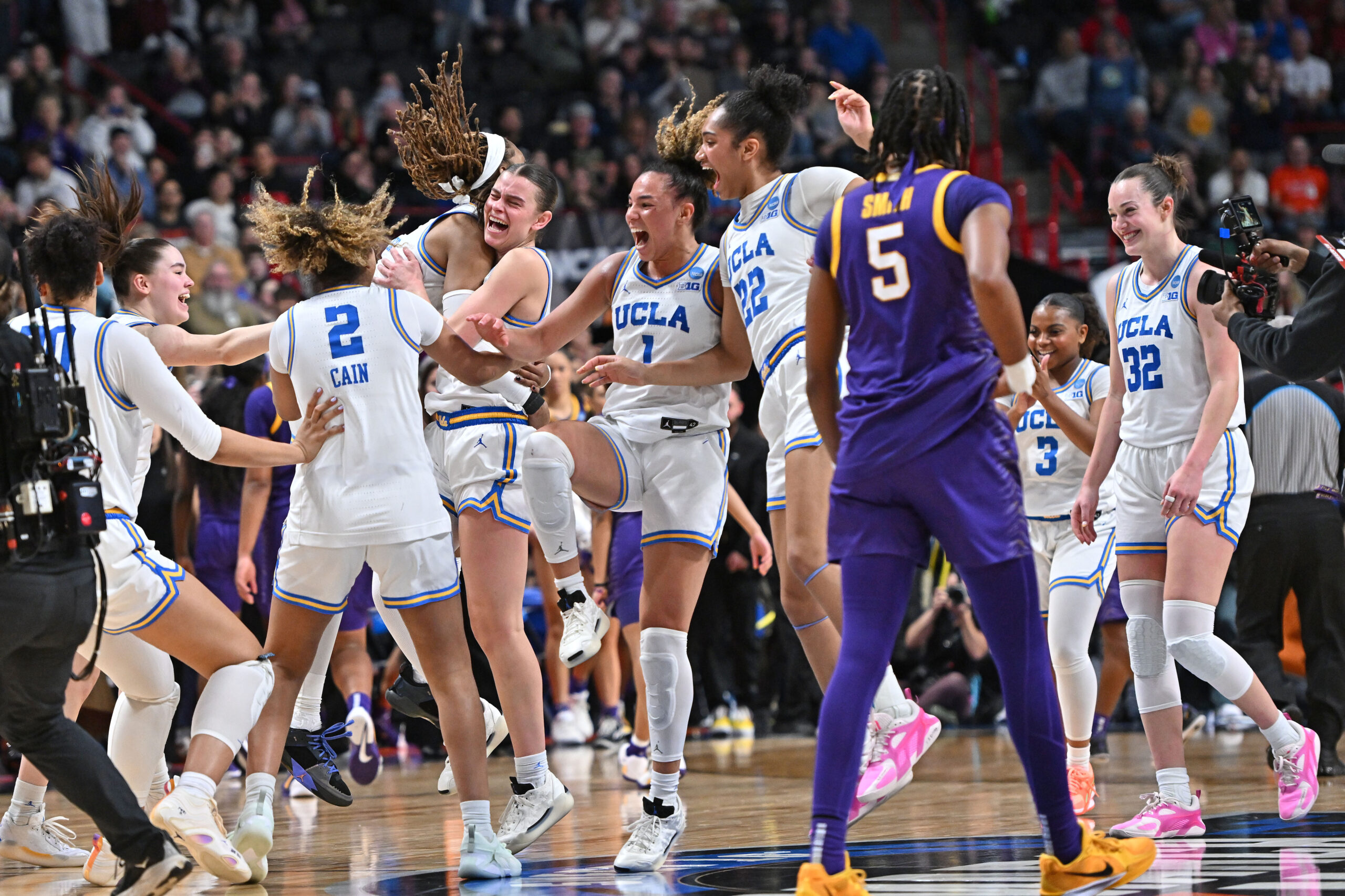 LSU falls to No. 1 seed UCLA in Elite 8, ending season