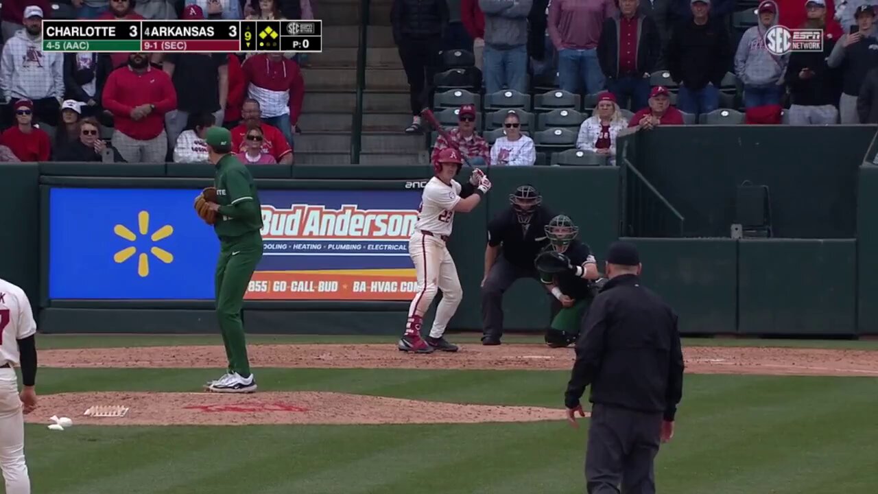 Arkansas gets walk-off win to complete series sweep of Charlotte