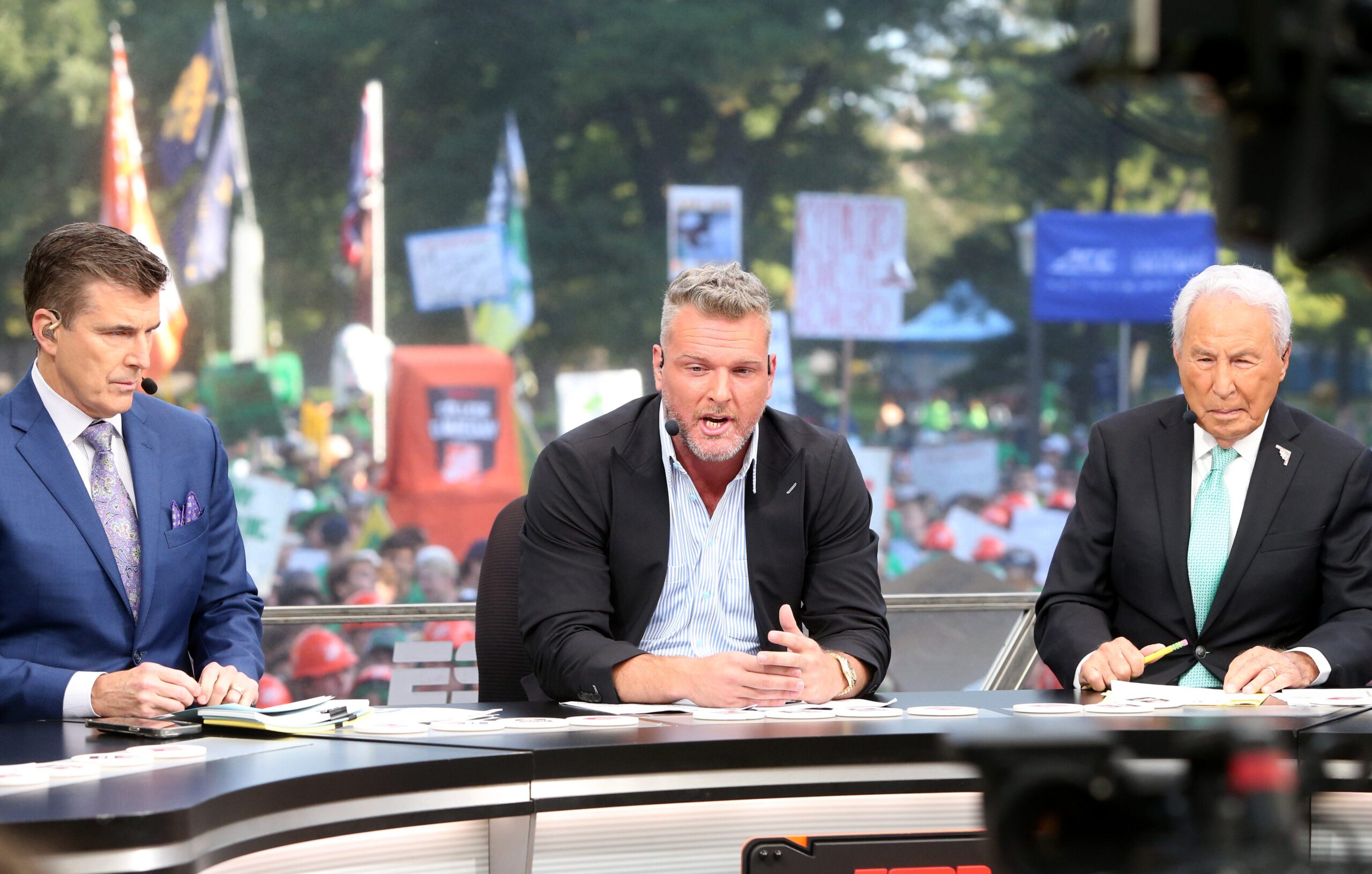 Pat McAfee has considered ‘independent version of College GameDay,’ per report