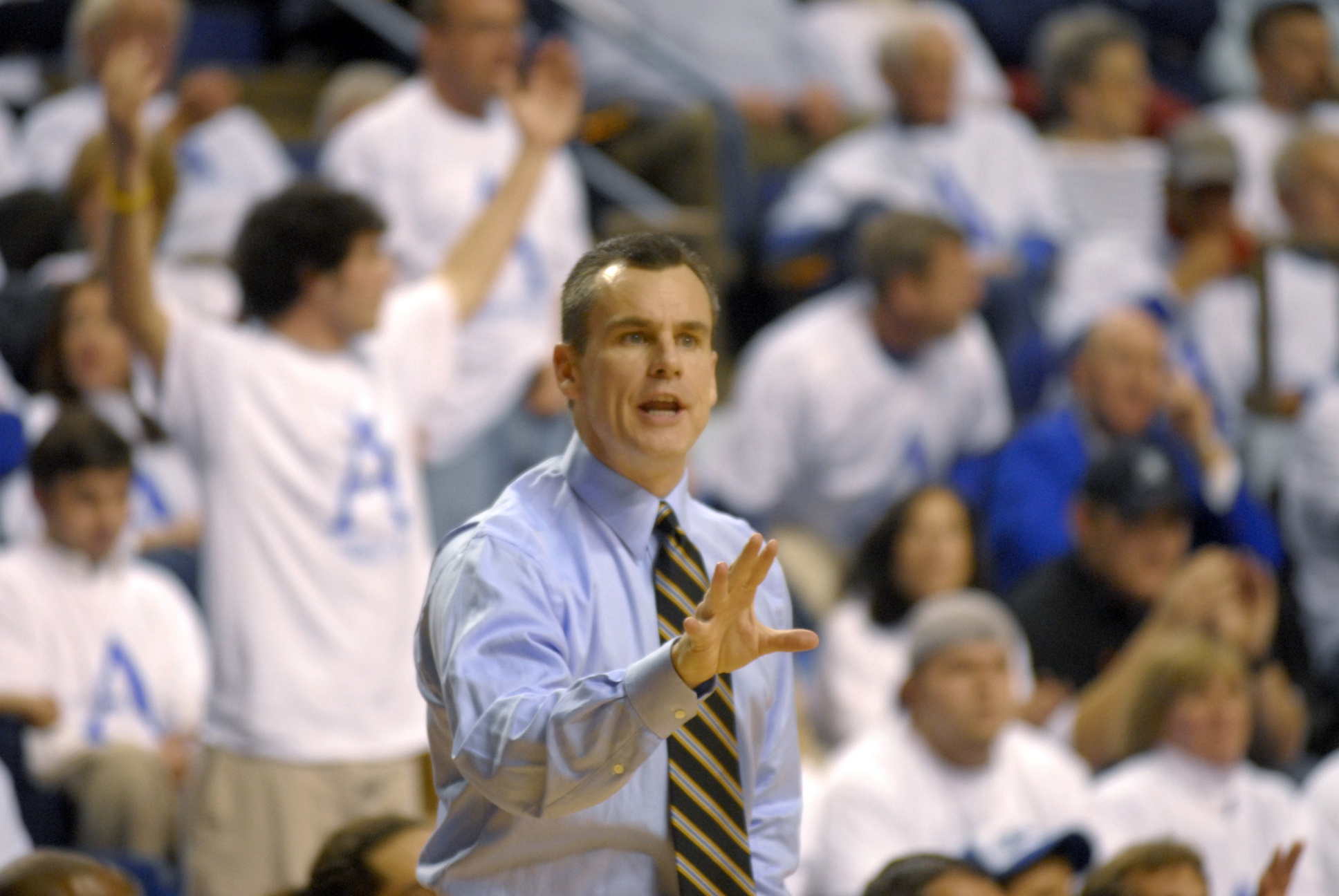 Billy Donovan reacts to Naismith Hall of Fame induction