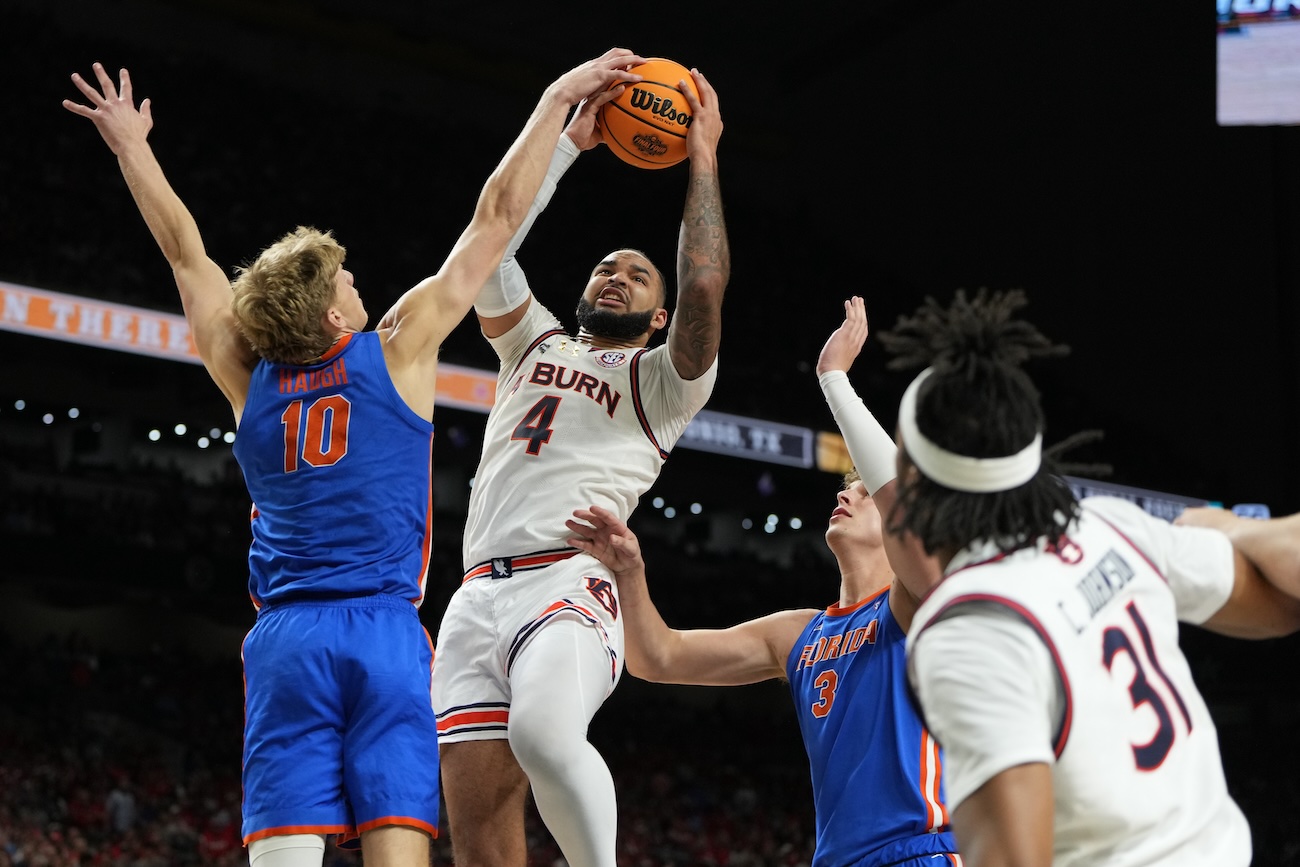 Johni Broome draws reaction on social media as Auburn star battles through injury