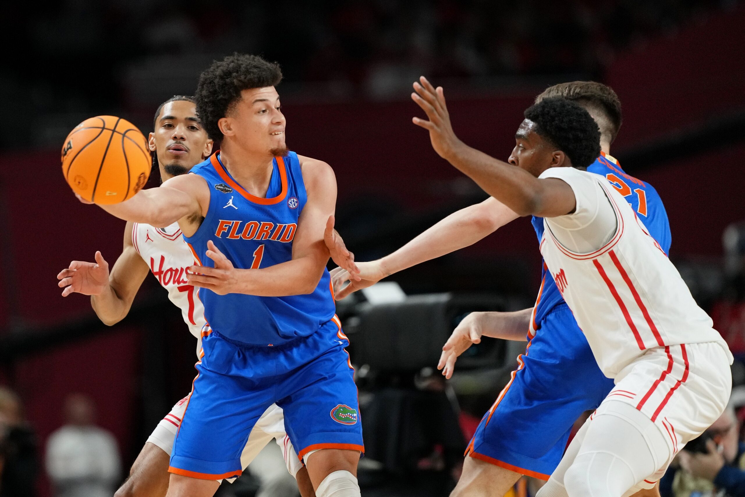 Florida comes back to beat Houston, capture 2025 national championship