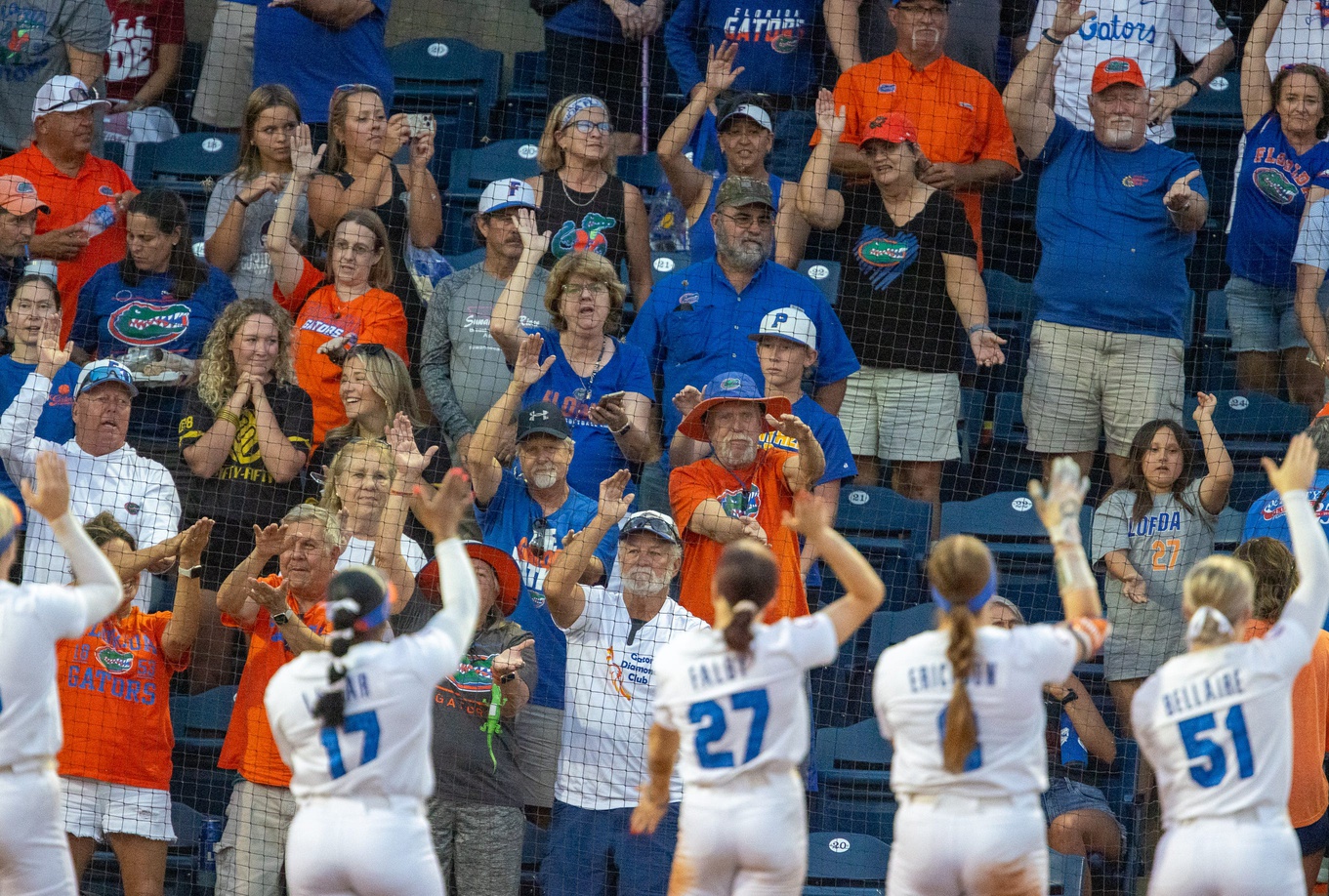 Florida softball walks off Alabama to take series