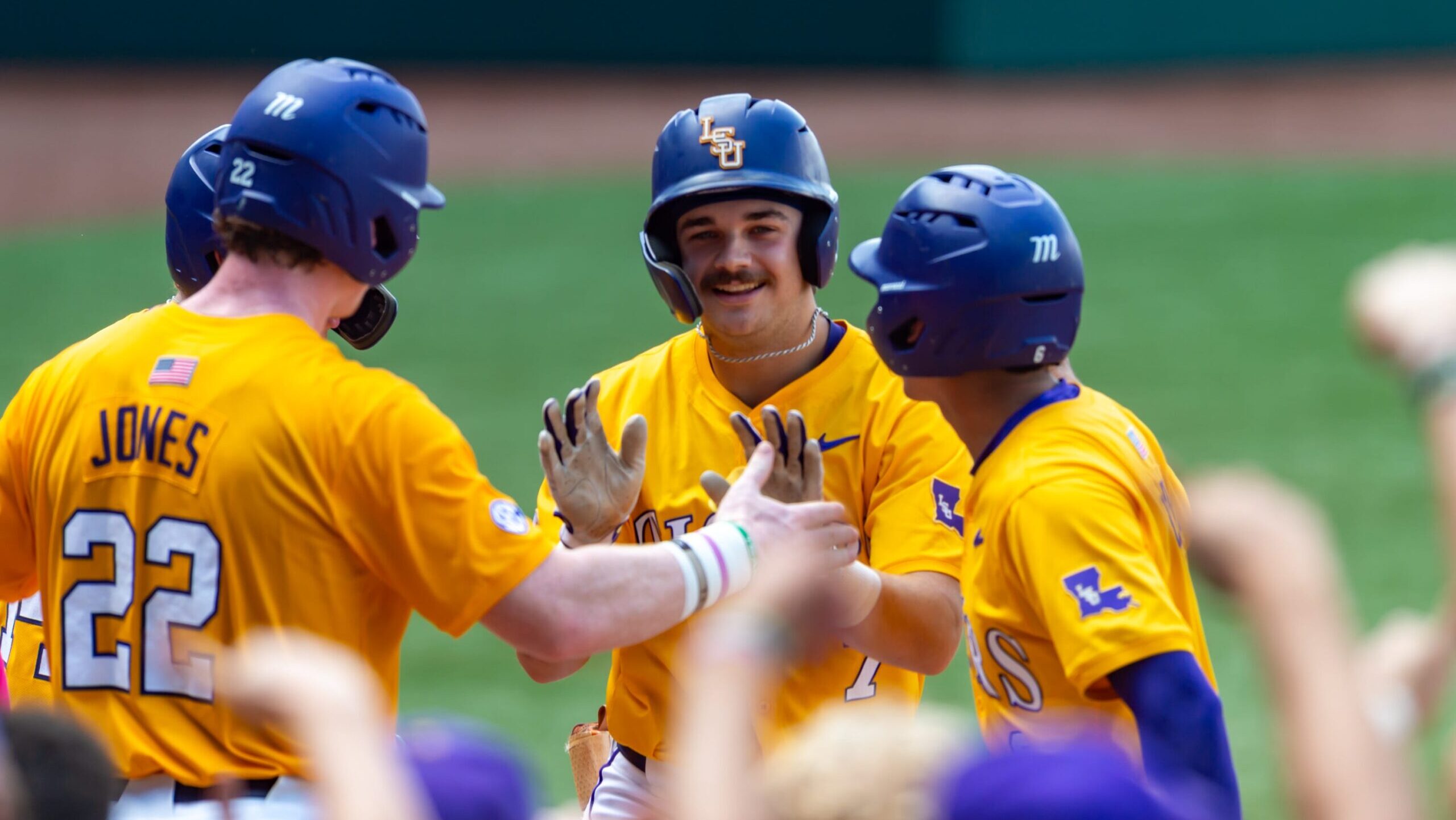 LSU walks off Tennessee with dominant run-rule victory in rubber match