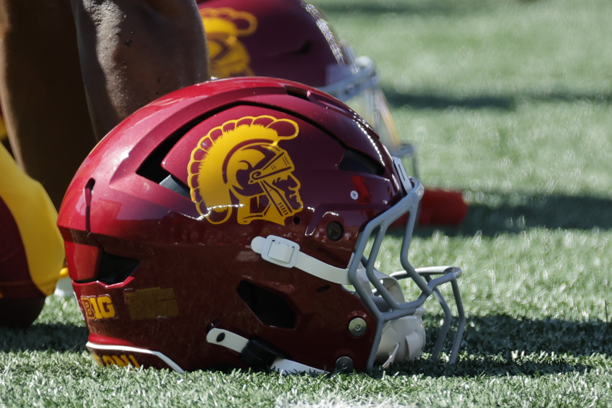 Luc Weaver, 4-star WR out of California, reveals commitment to USC