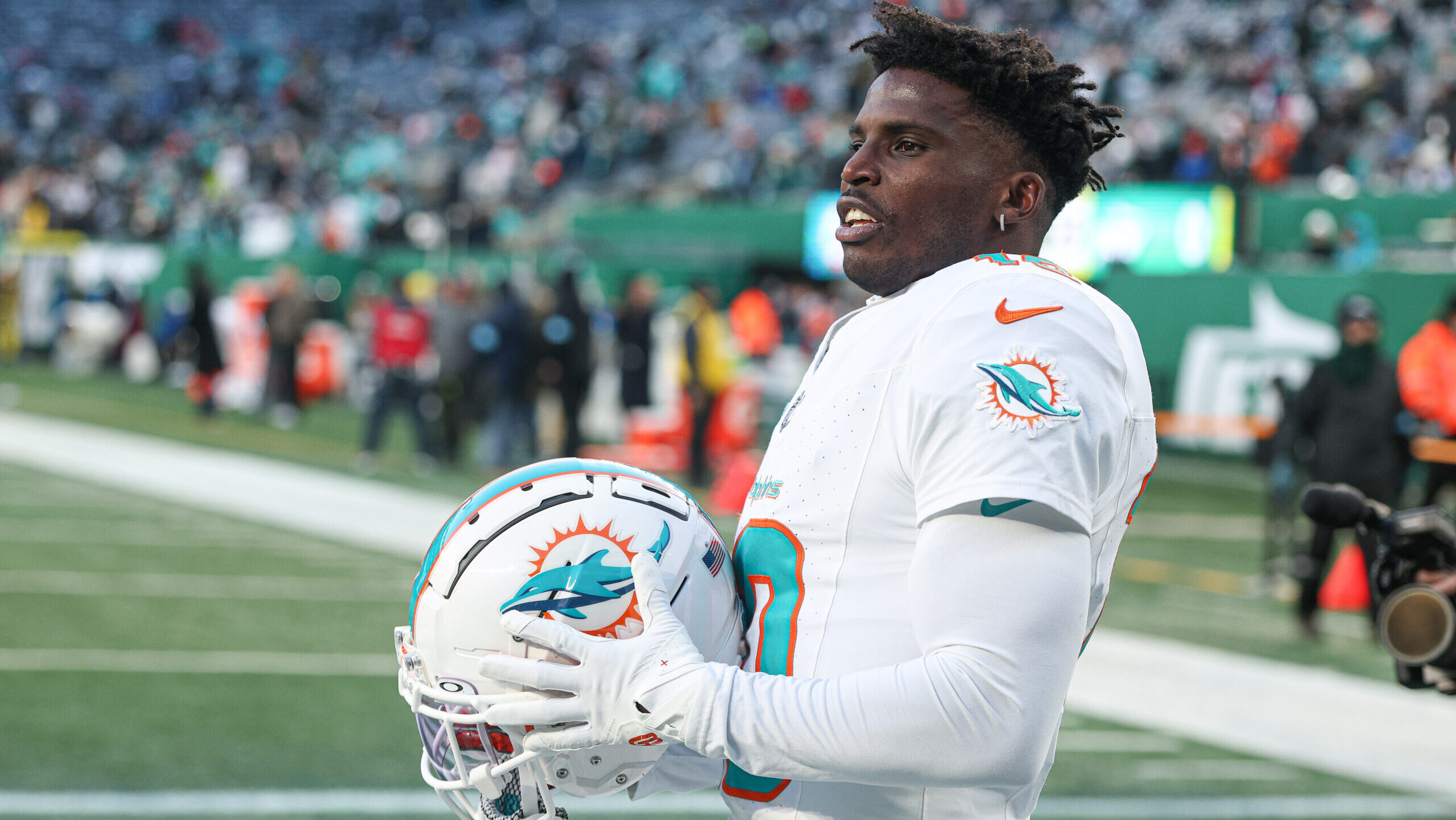 Colts apologize to Tyreek Hill over ‘insensitive’ joke in schedule release video