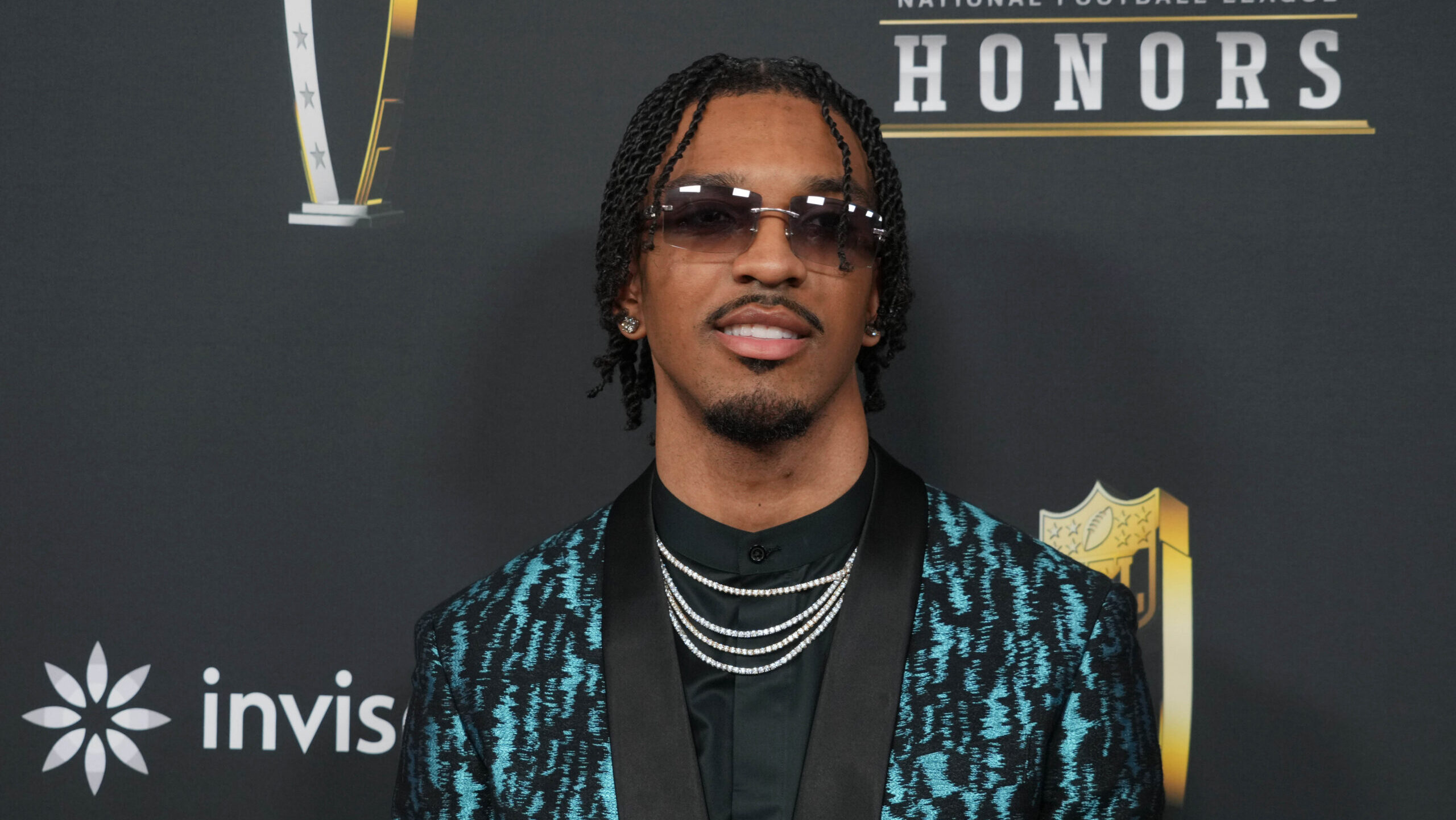 Jayden Daniels releases statement: There are issues to be worked out with LSU Jayden Daniels releases statement: There are issues to be worked out with LSU