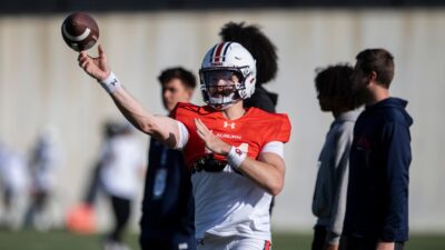 Auburn QB Jackson Arnold.