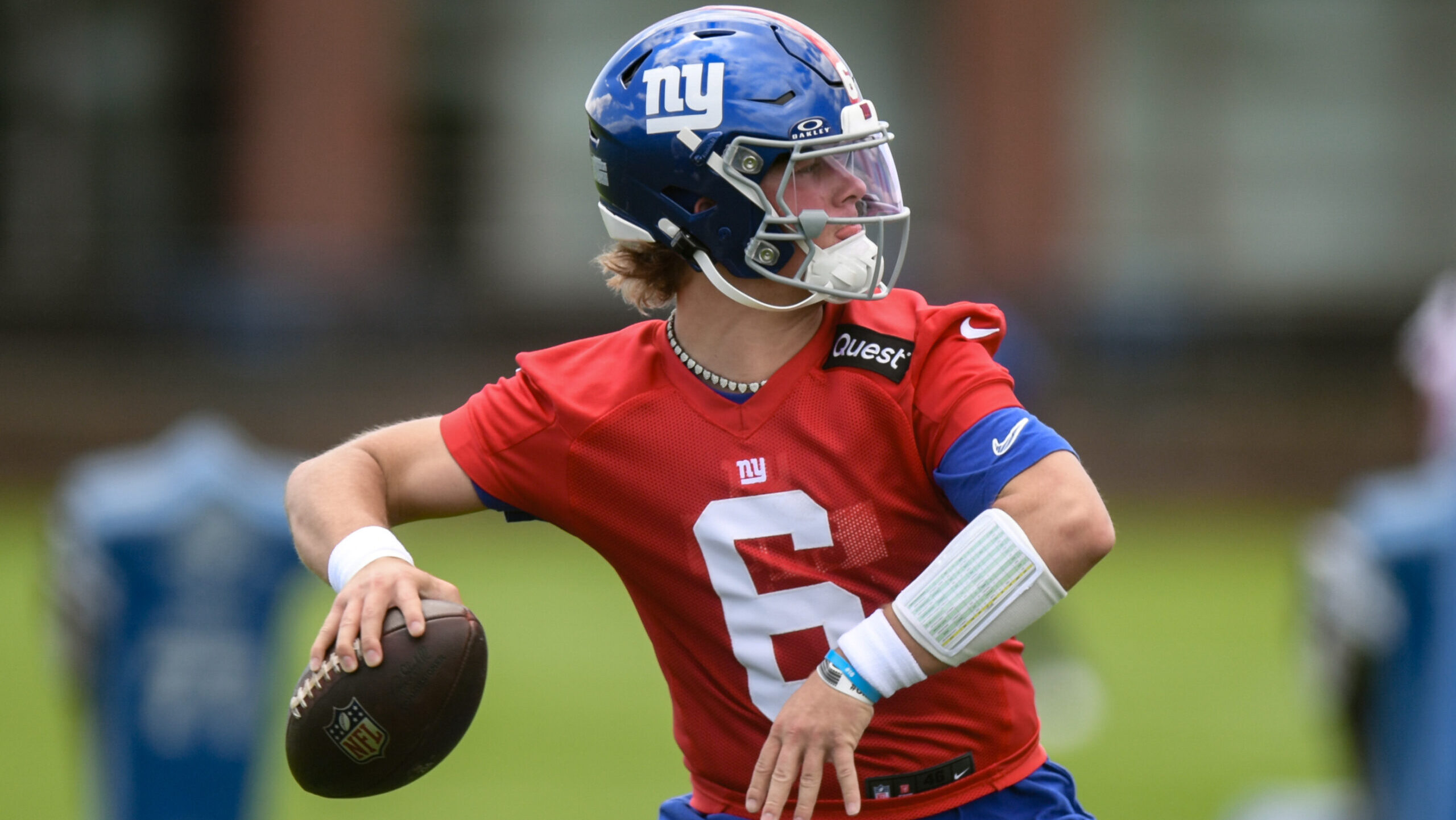 NFL rookie premiere gives first look at Jaxson Dart in New York Giants uniform
