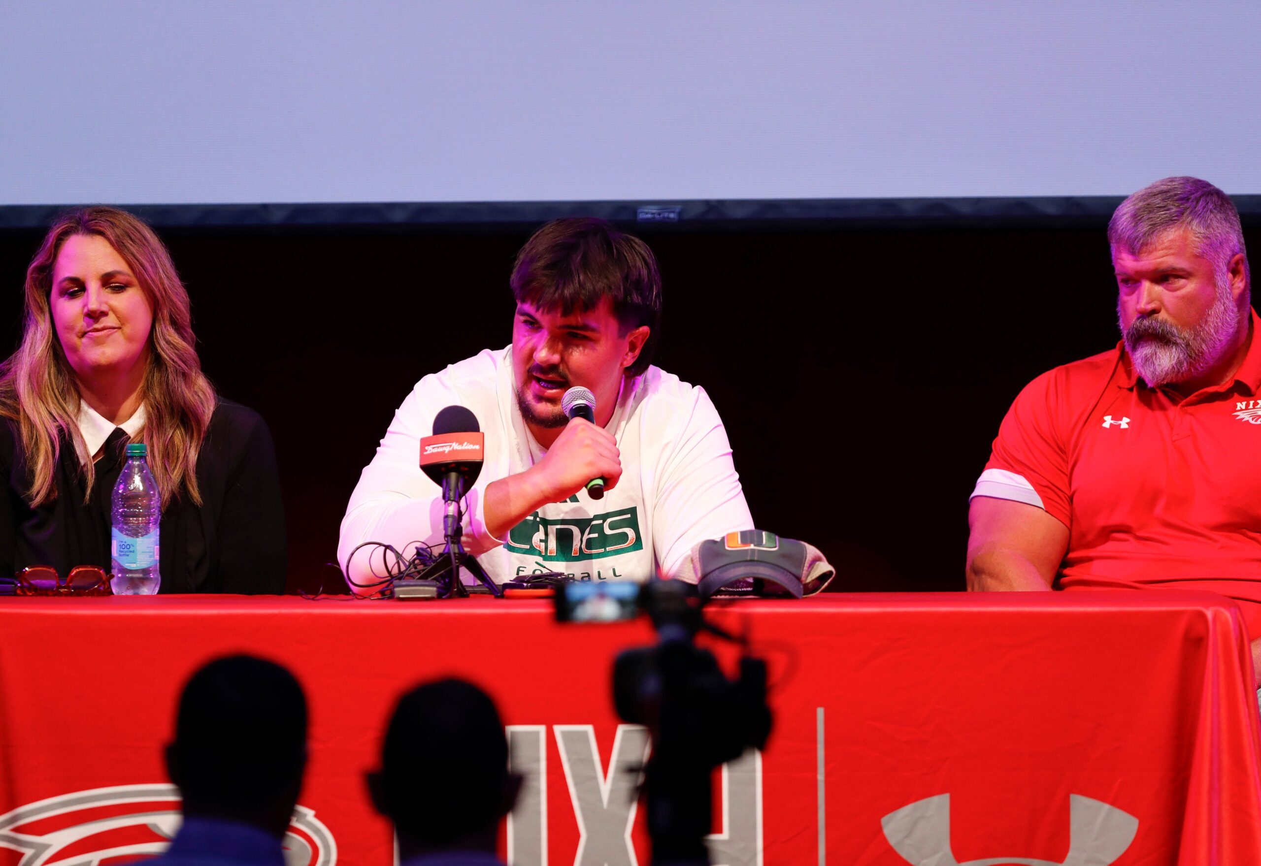 Jackson Cantwell pushes back on narrative that Miami commitment came down to NIL money, calls out reporter