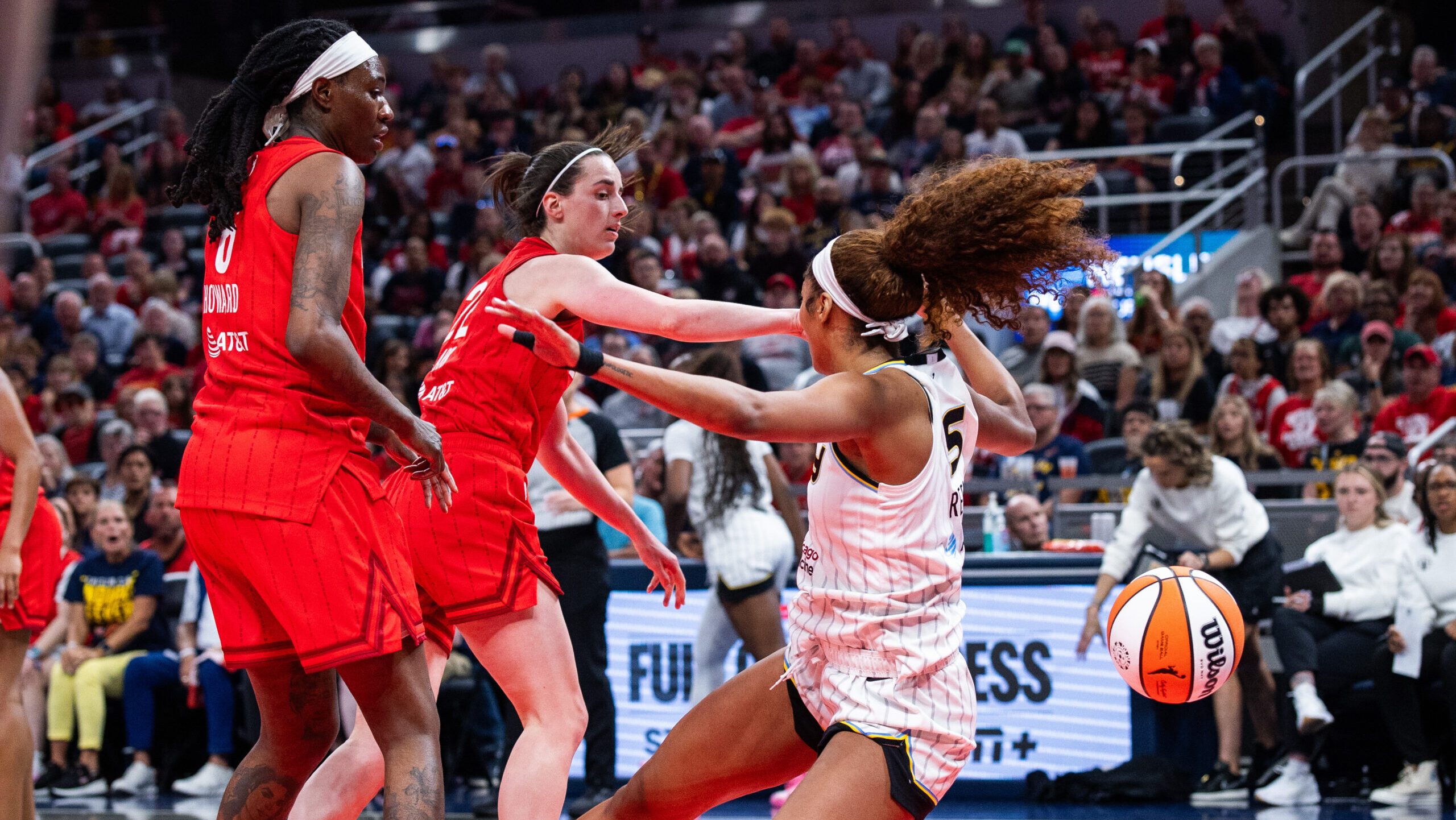 Aliyah Boston, Caitlin Clark react to technical foul in aftermath of foul on Angel Reese
