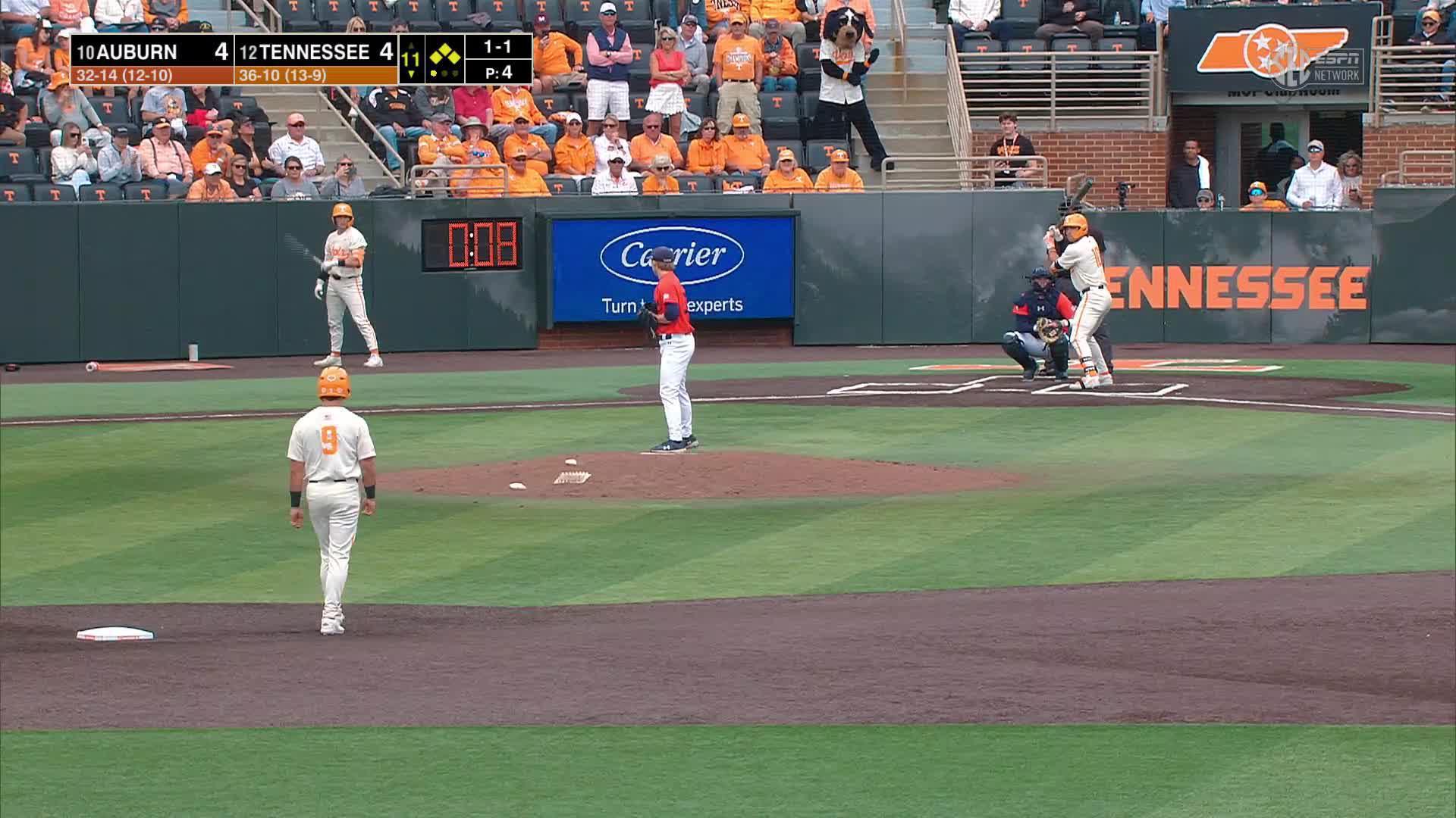 Tennessee walks off Auburn in delayed Game 2, evens series