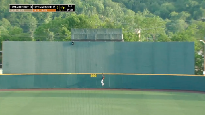 Hunter Ensley’s electric catch, Liam Doyle’s outing spurs Tennessee to win over Vanderbilt