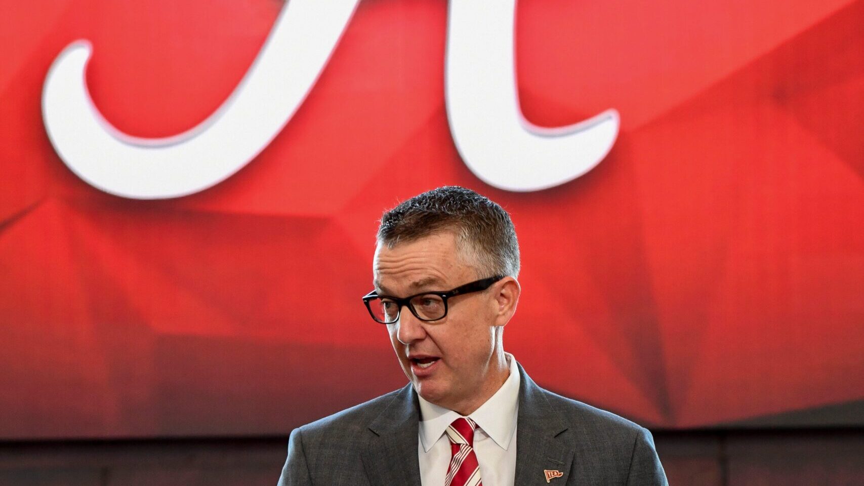 Alabama AD Greg Byrne reaffirms stance of revenue sharing