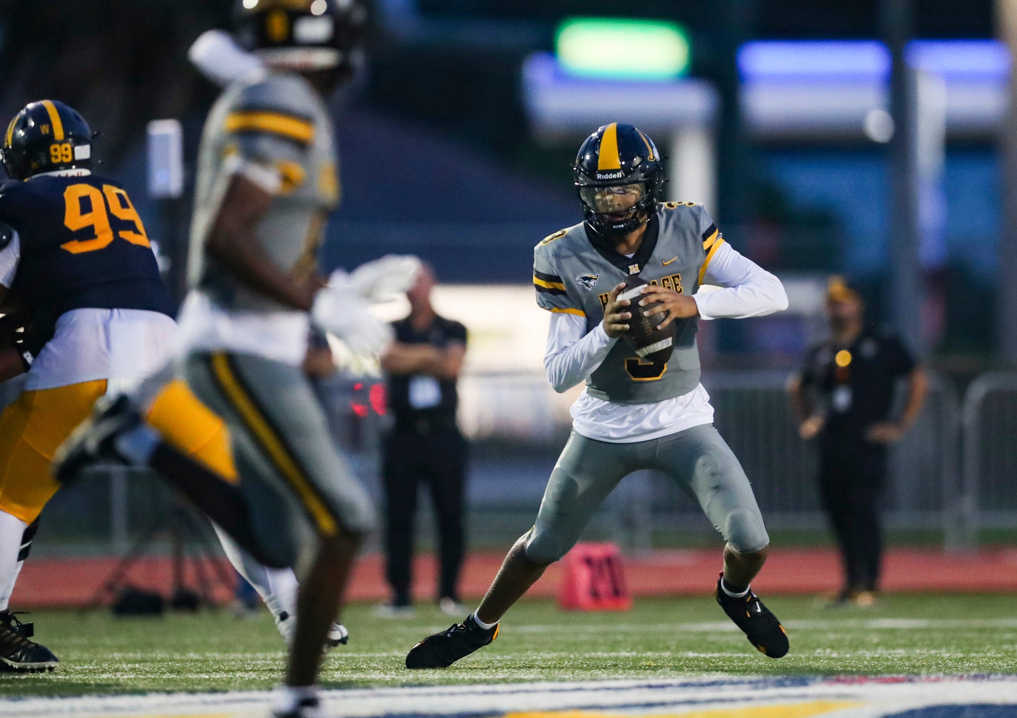 Texas quarterback commit Dia Bell named Elite 11 Finals MVP