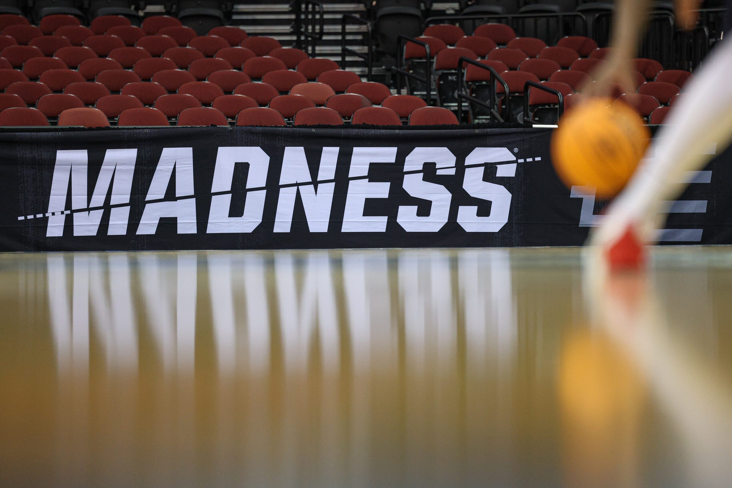 Judge approves landmark House v. NCAA settlement
