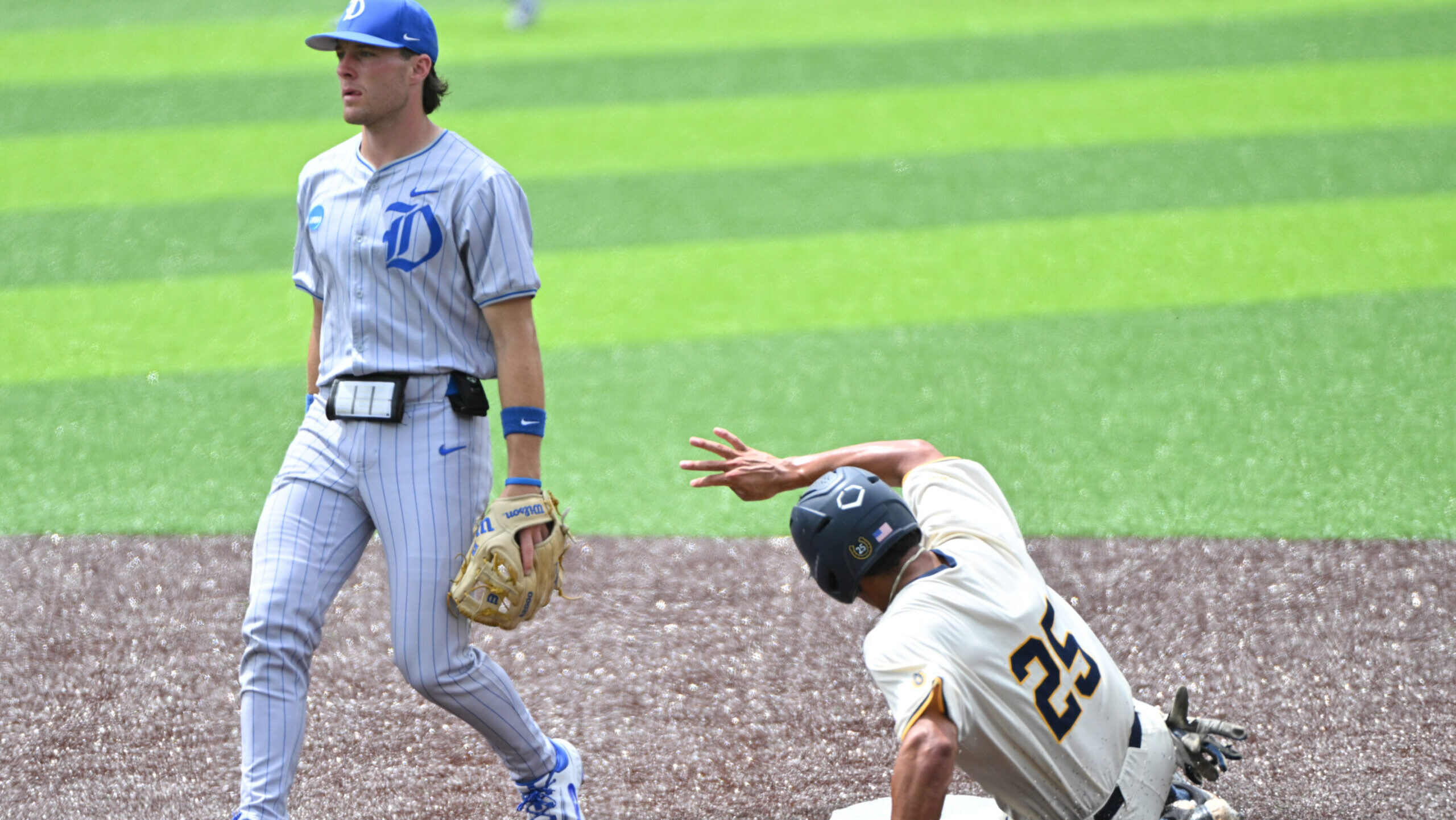 Murray State clobbers Duke in Game 2 of Durham Super Regional, forcing Game 3
