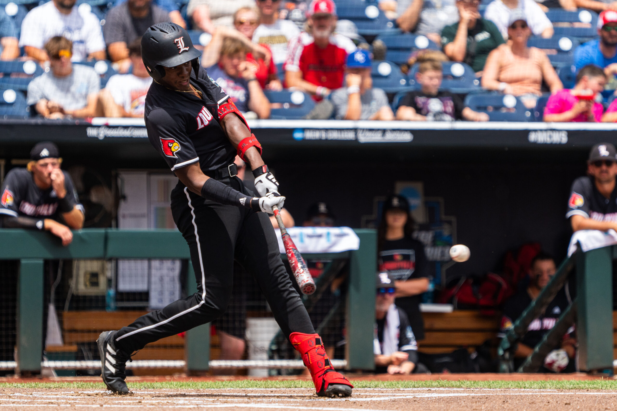 Louisville walks off Oregon State to win wild CWS elimination game