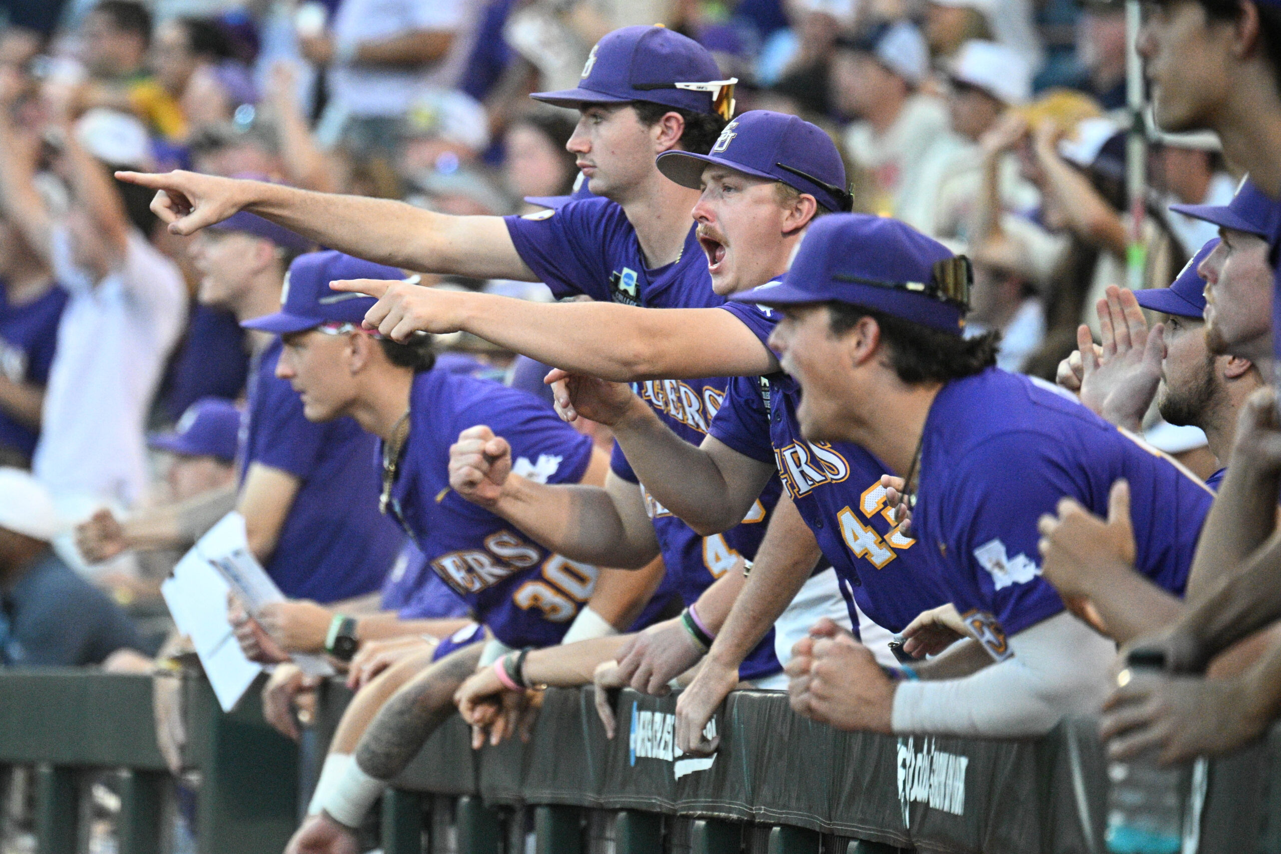 College World Series Game 2: LSU vs. Coastal Carolina game time, betting odds