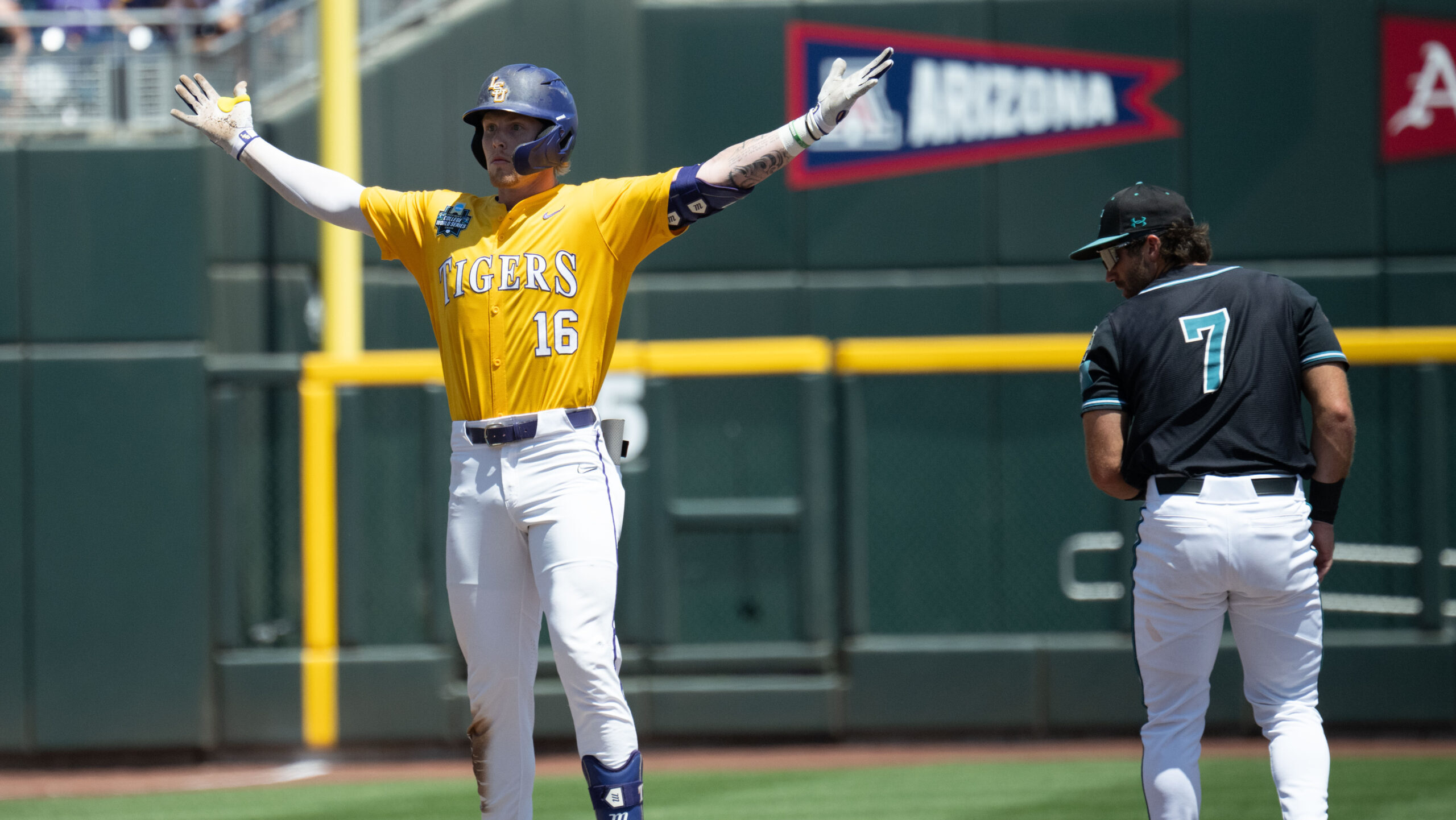 LSU holds off Coastal Carolina in CWS Finals, wins national championship