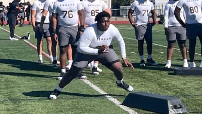 Offensive line prospect Da'Ron Parks.